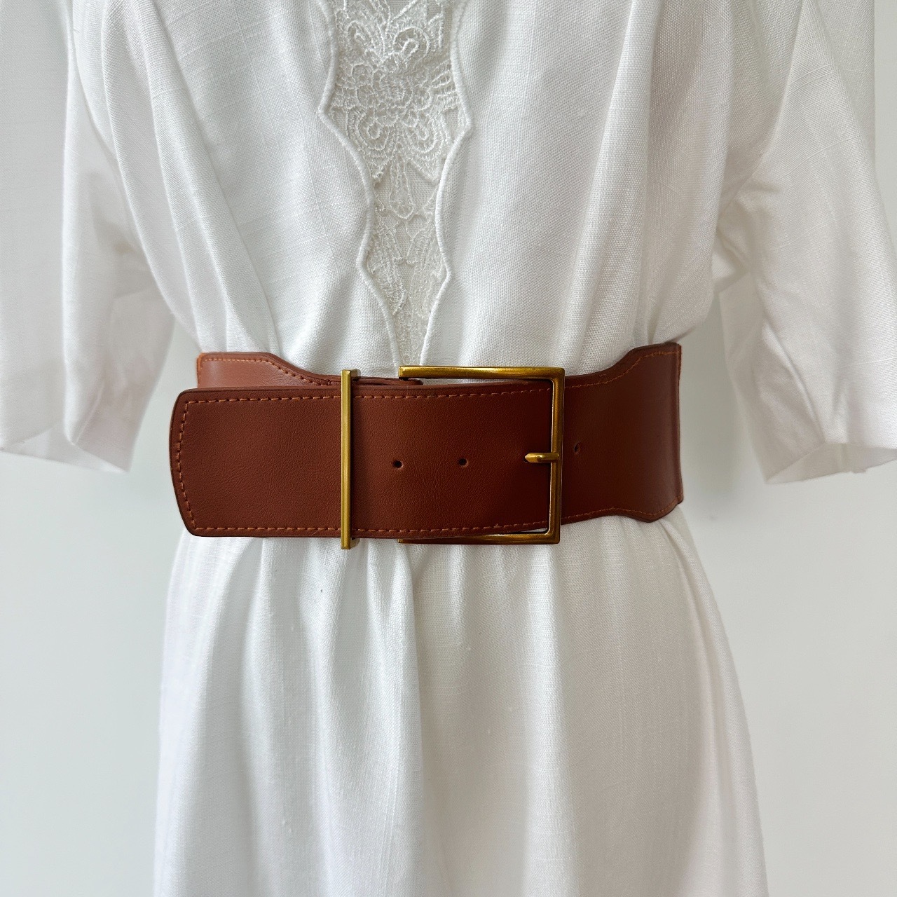 簡約感淺啡方形扣橡筋腰帶