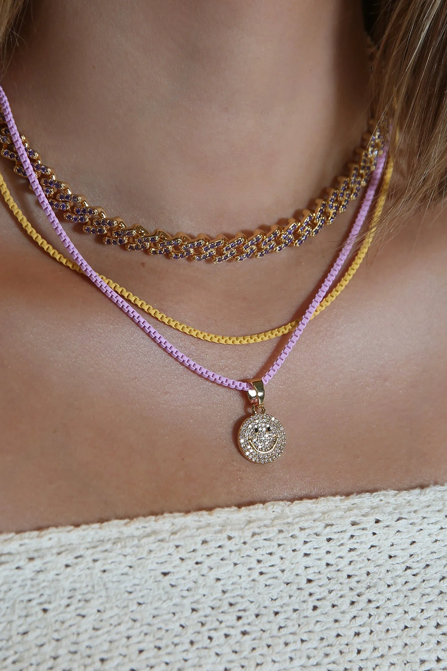 Crystal Haze｜MS VAXXINE 滿版鑲鑽笑臉墜飾