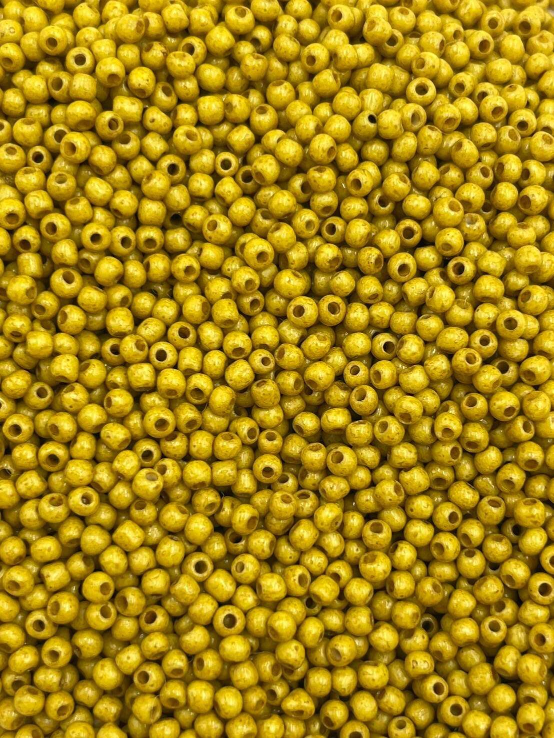 繡珠2mm(烤漆）-黃450g