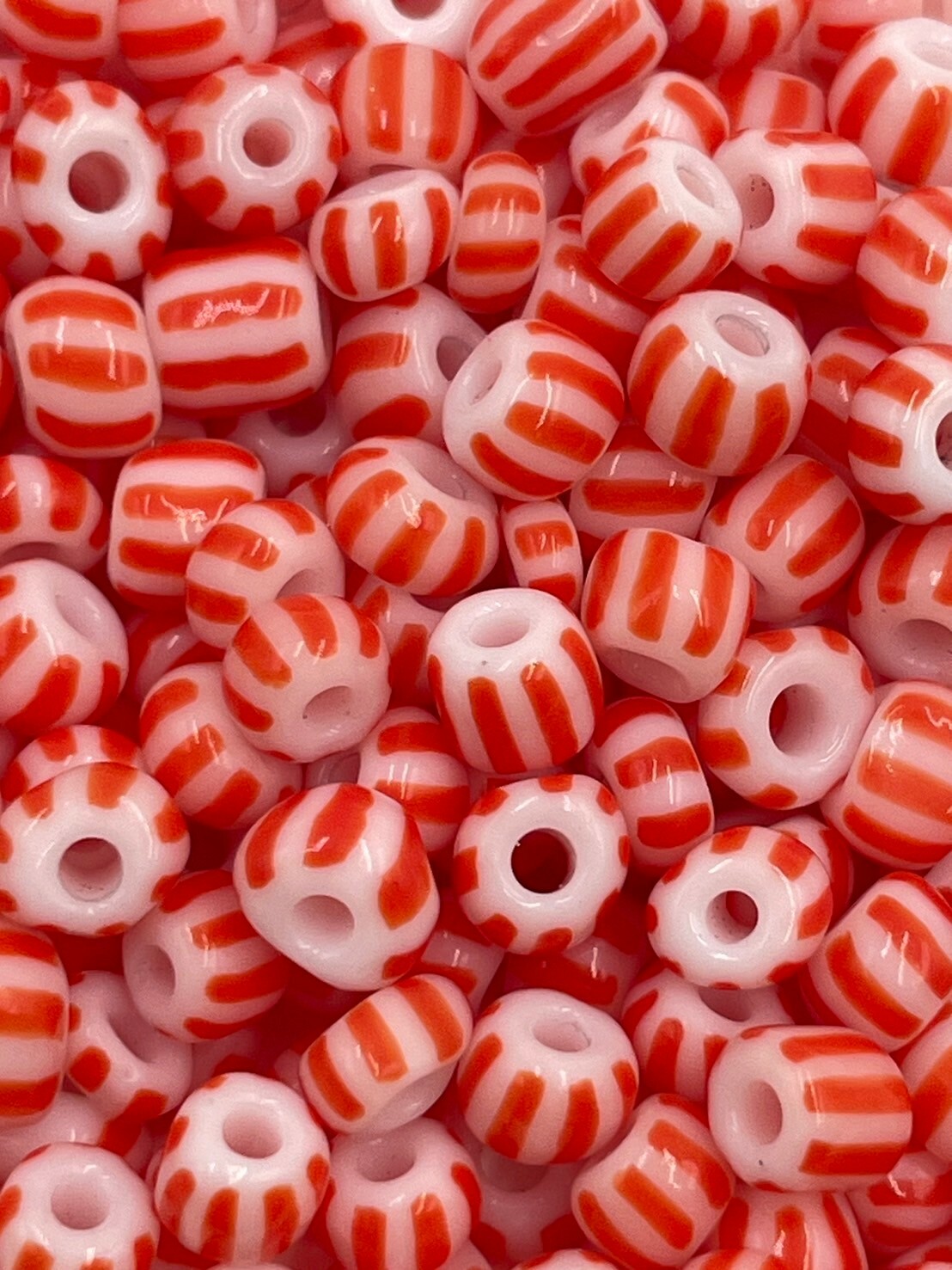 西瓜珠4mm-No.12白色-紅8線20g