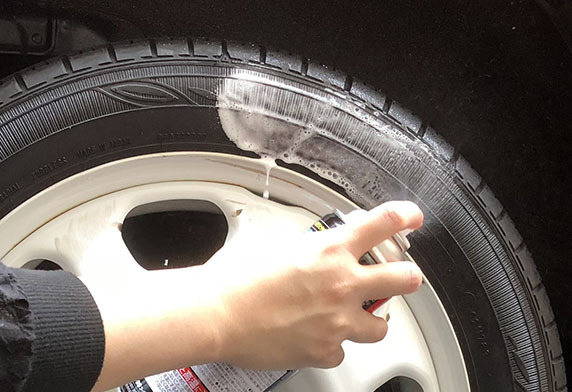 4倍速超光澤超耐久輪胎去污光亮劑