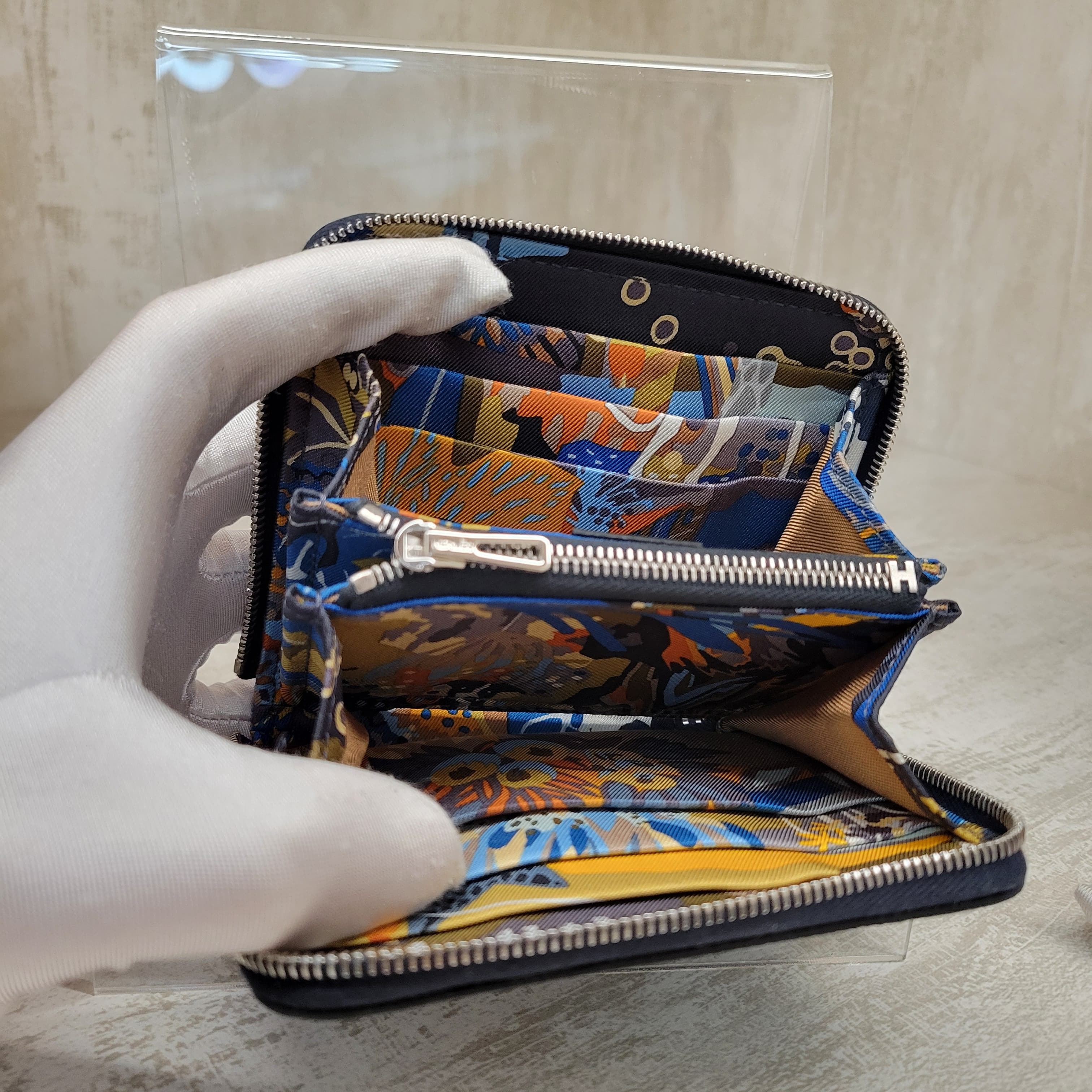 HERMES SILK IN COMPACT WALLET BLEU INDIGO EPSOM