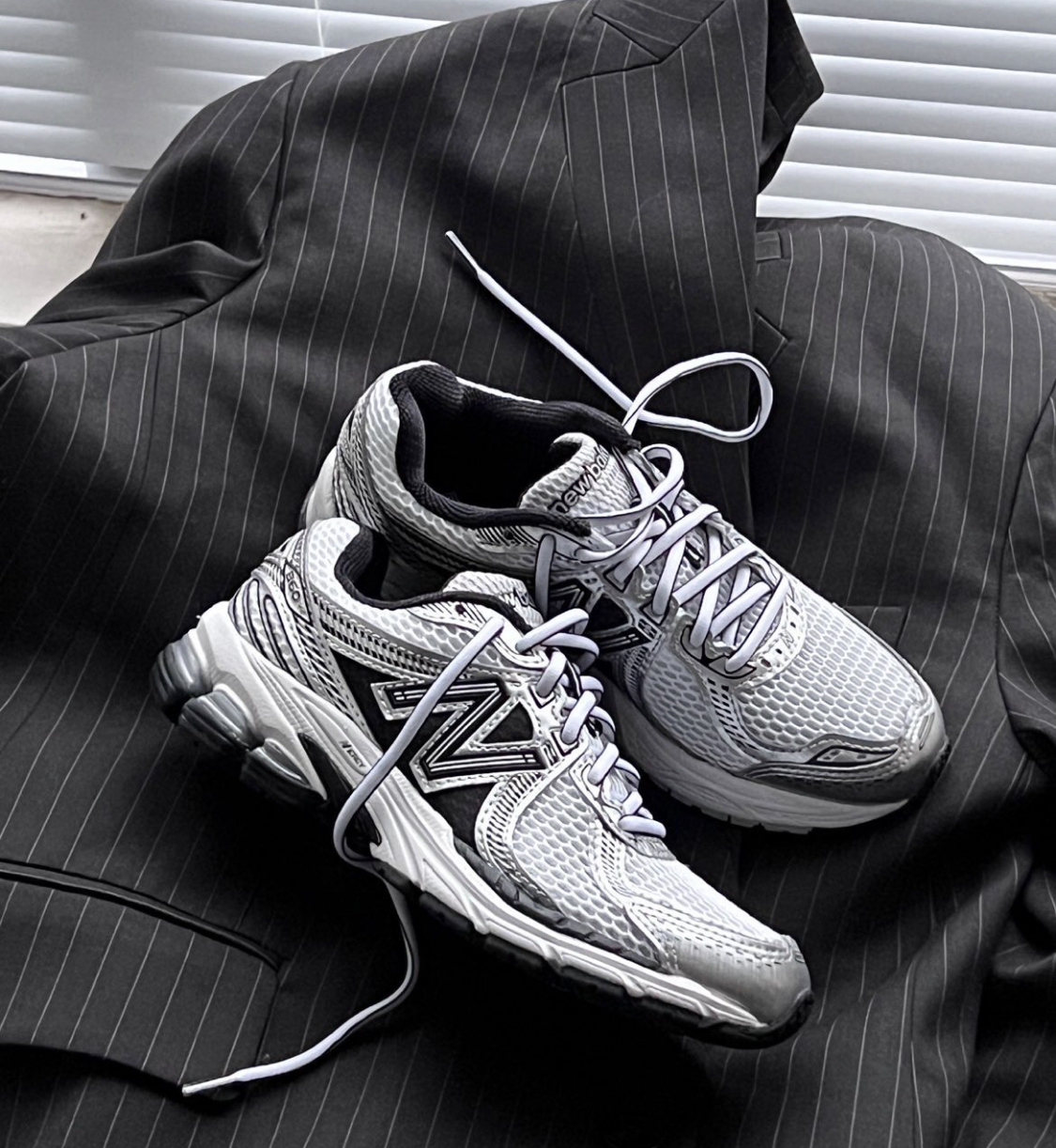 【APAIR】預購 New Balance Nb 860 Y2K 千禧年 復古跑鞋 黑銀 ML860XD