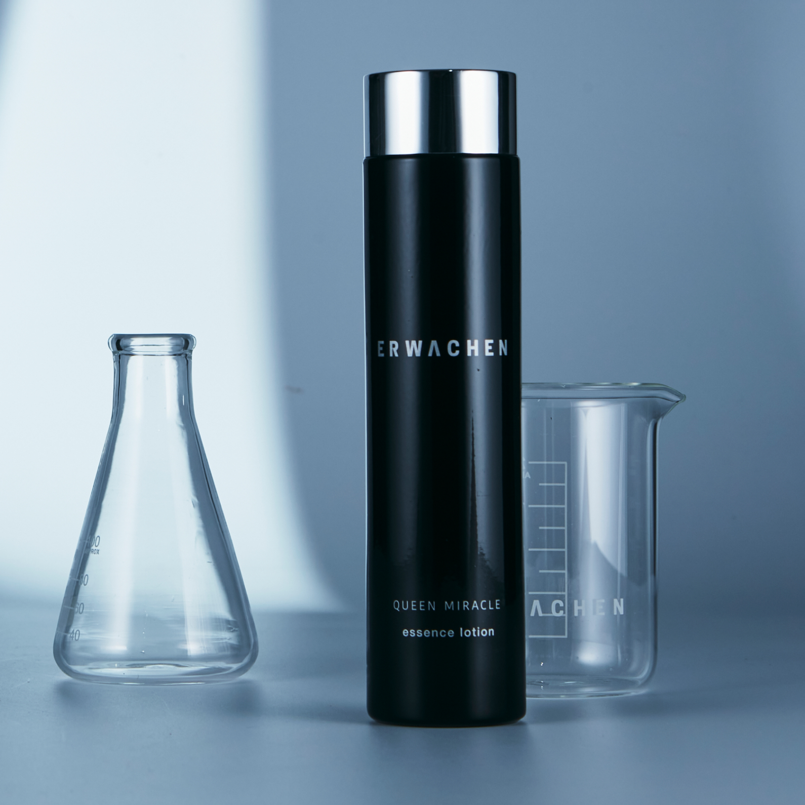 皇后奇蹟精華露實驗室