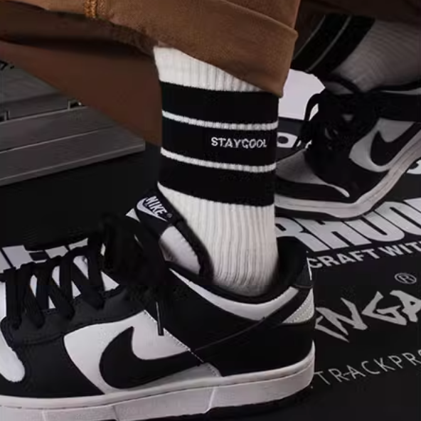 【SCSU090】美式簡約條紋staycool刺繡長襪