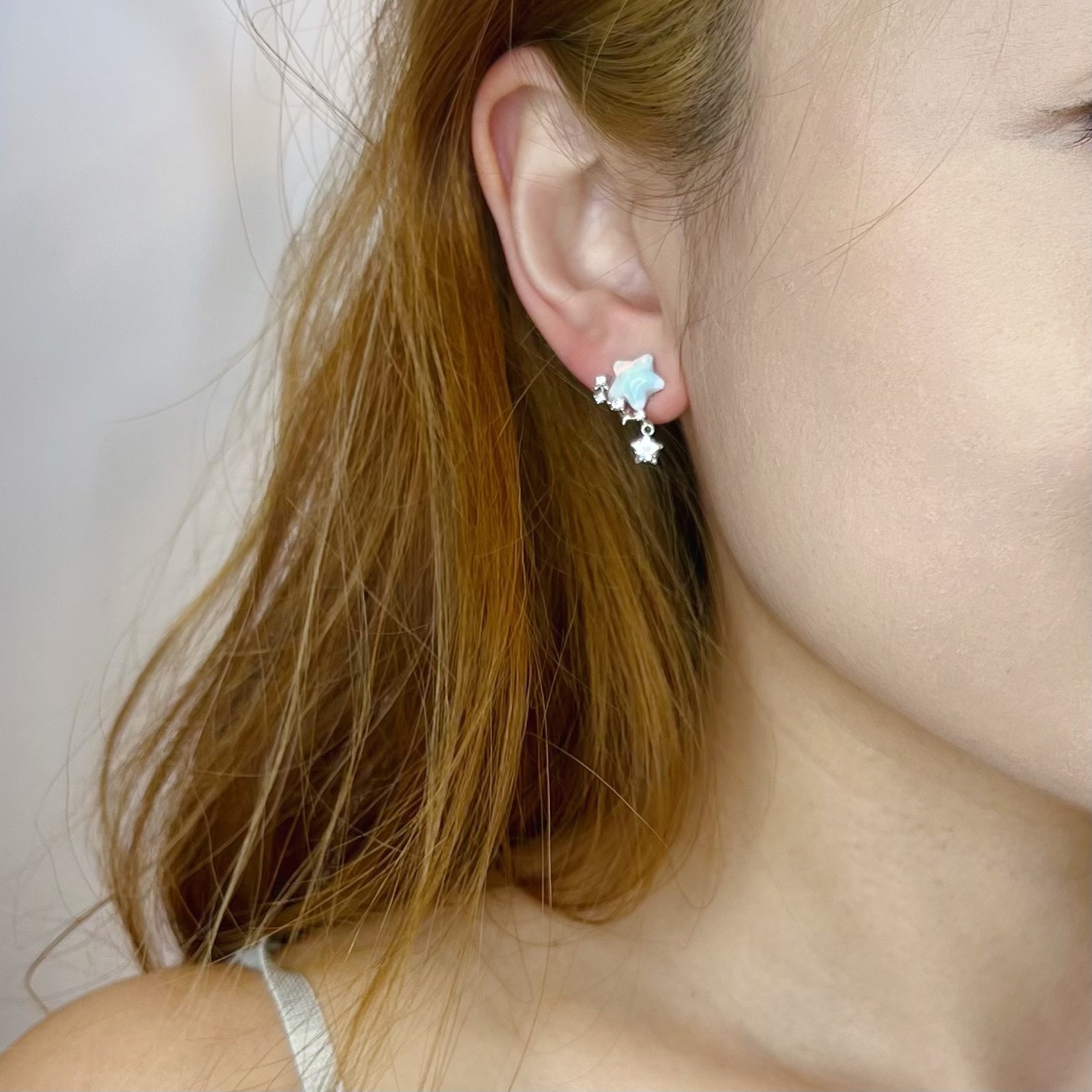 PYA0806 BLUE STAR EAR RING