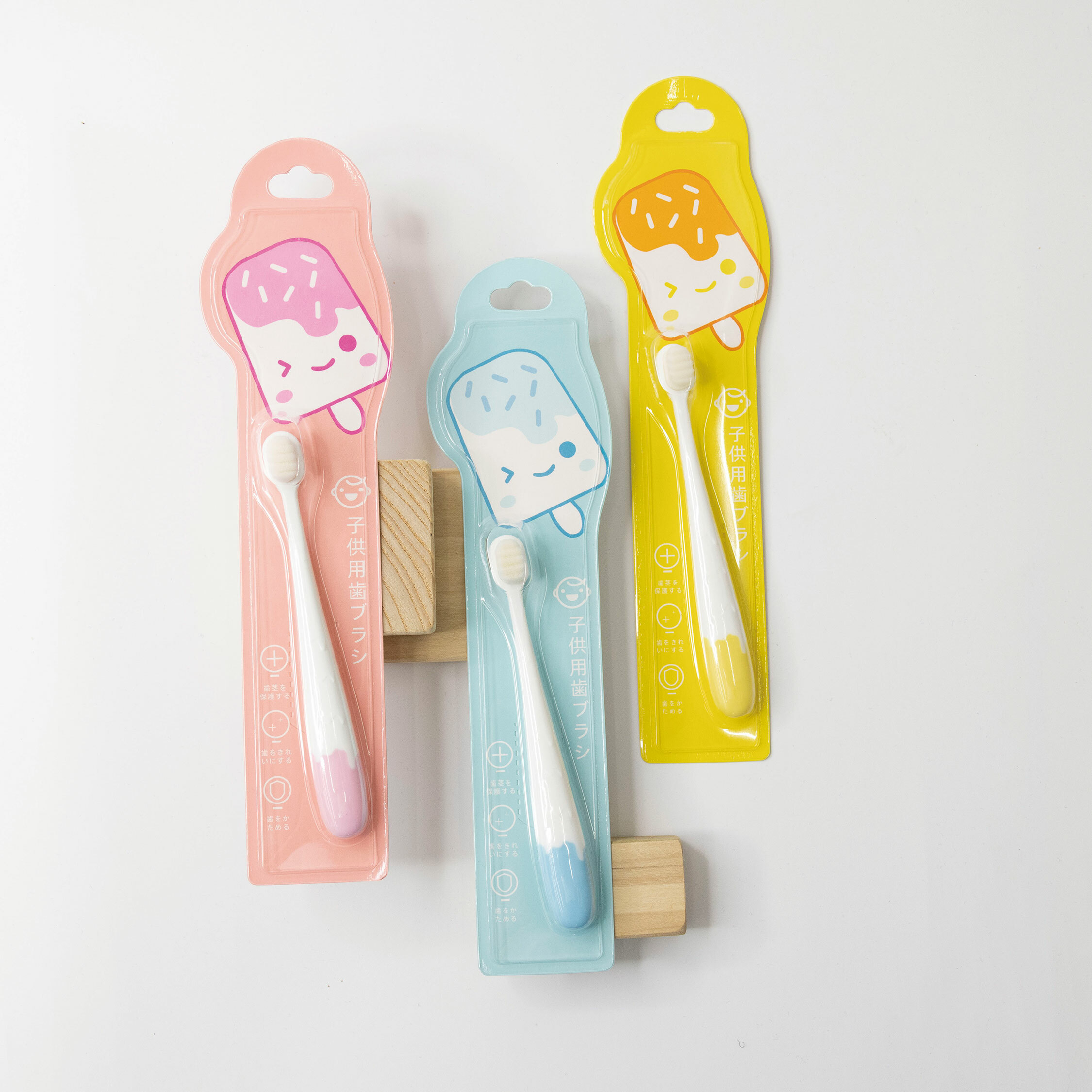 【JA0386】冰棒造型軟毛兒童牙刷＊三色