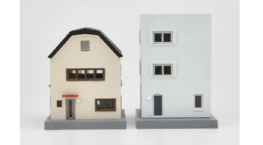 Tomytec Building Collection 107-3 Station Front Shops B3