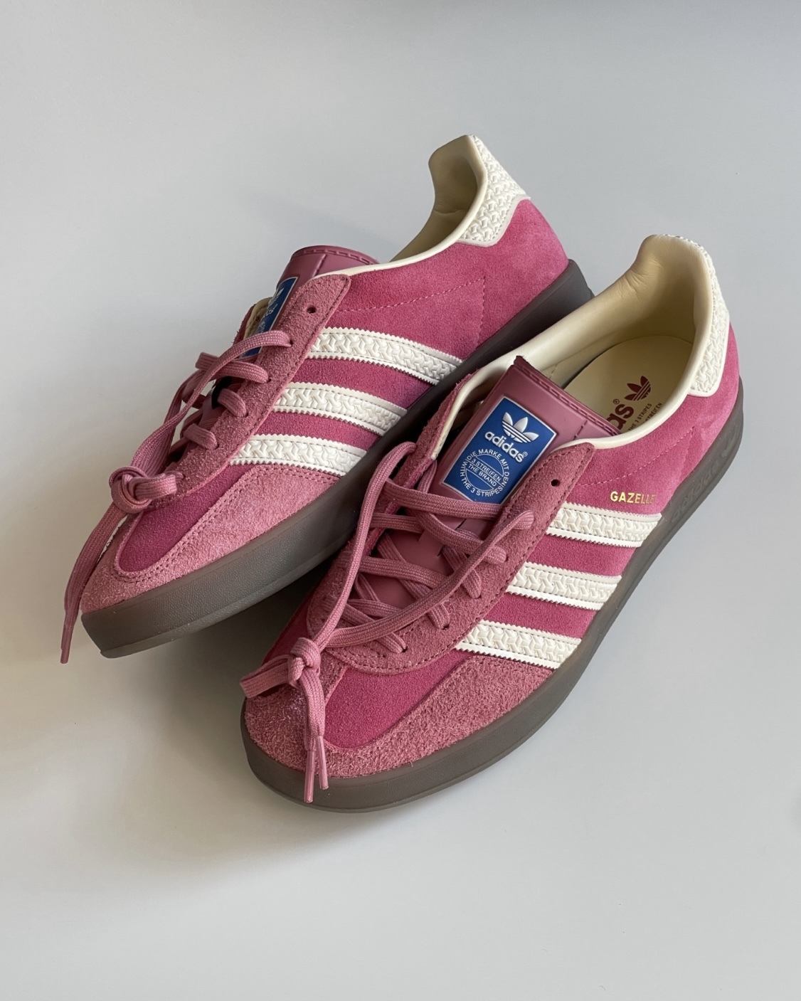 【現貨】Adidas Originals Gazelle Indoor 焦糖底 麂皮 草莓熊 草莓奶昔