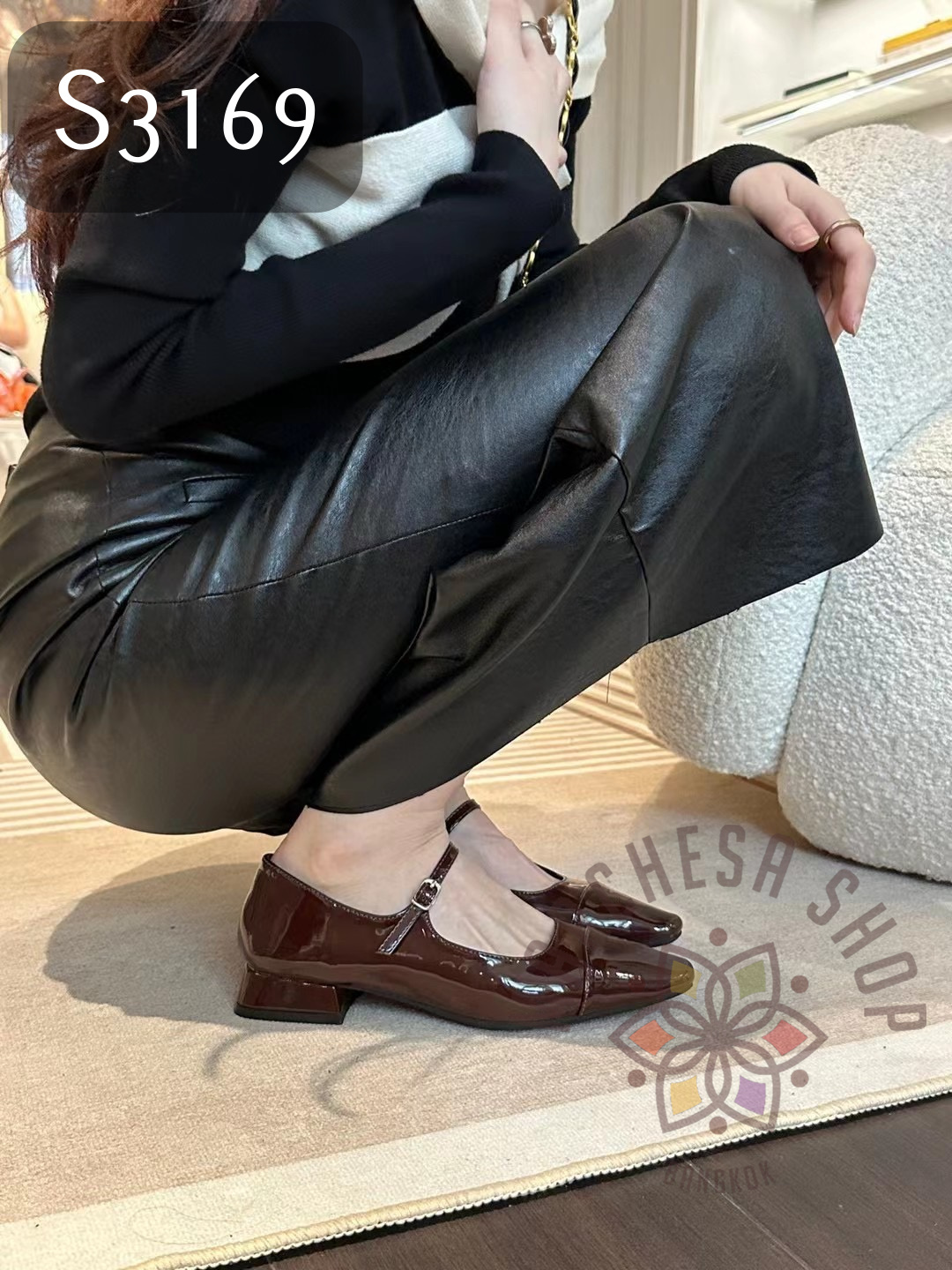 S3169 - 簡約牛漆皮拼接一字帶方頭低踭鞋