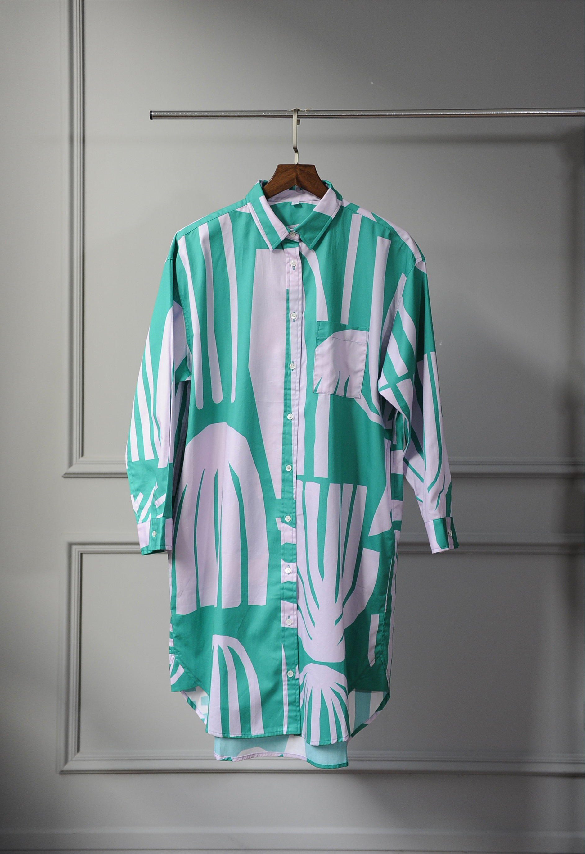 印花長版襯衫 / 米克斯綠 / Free Size