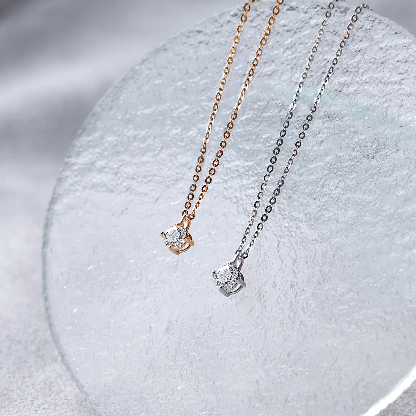 抓住愛 — GIA30分鑽石項鍊