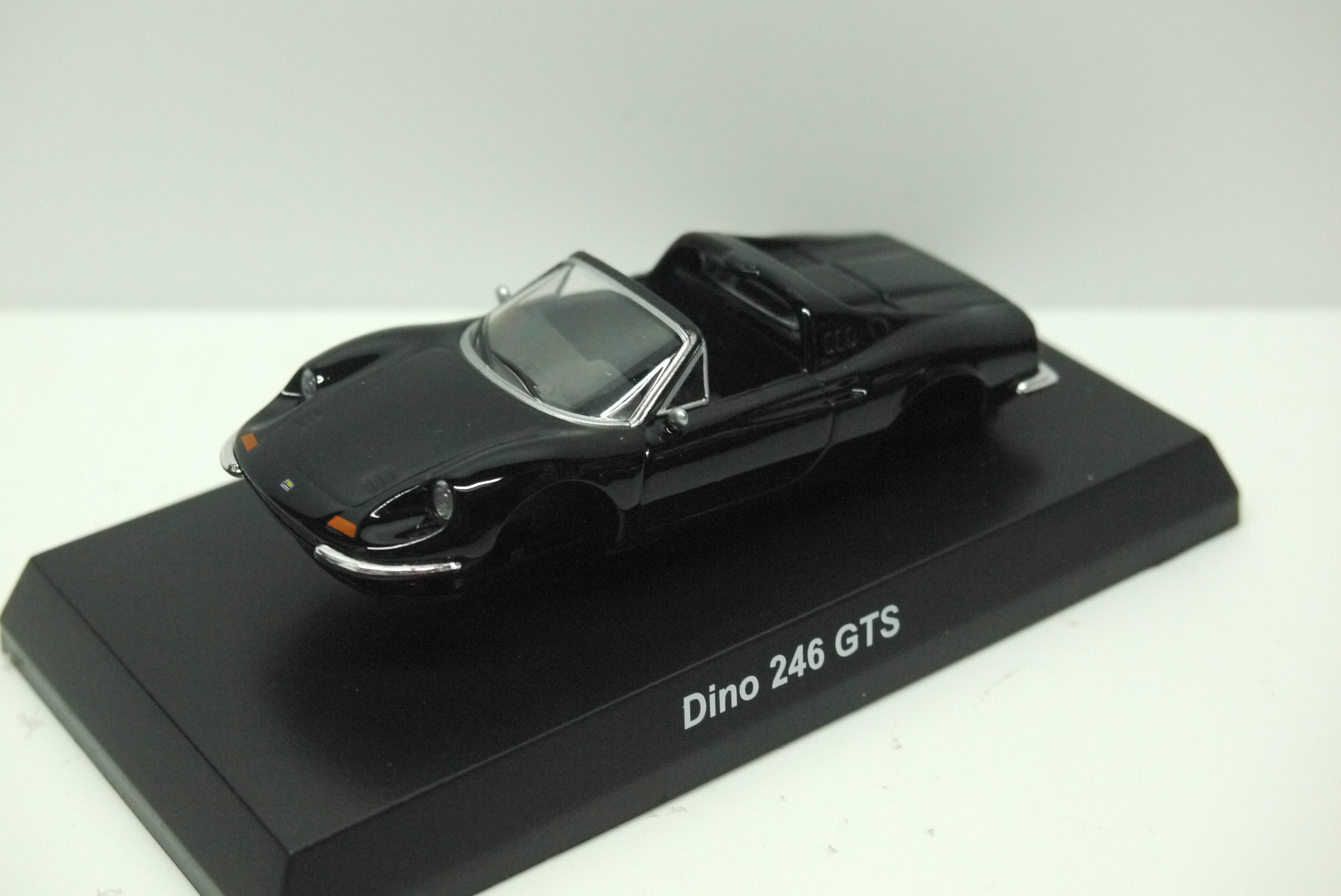 Kyosho Ferrari Dino 246 GTS Black