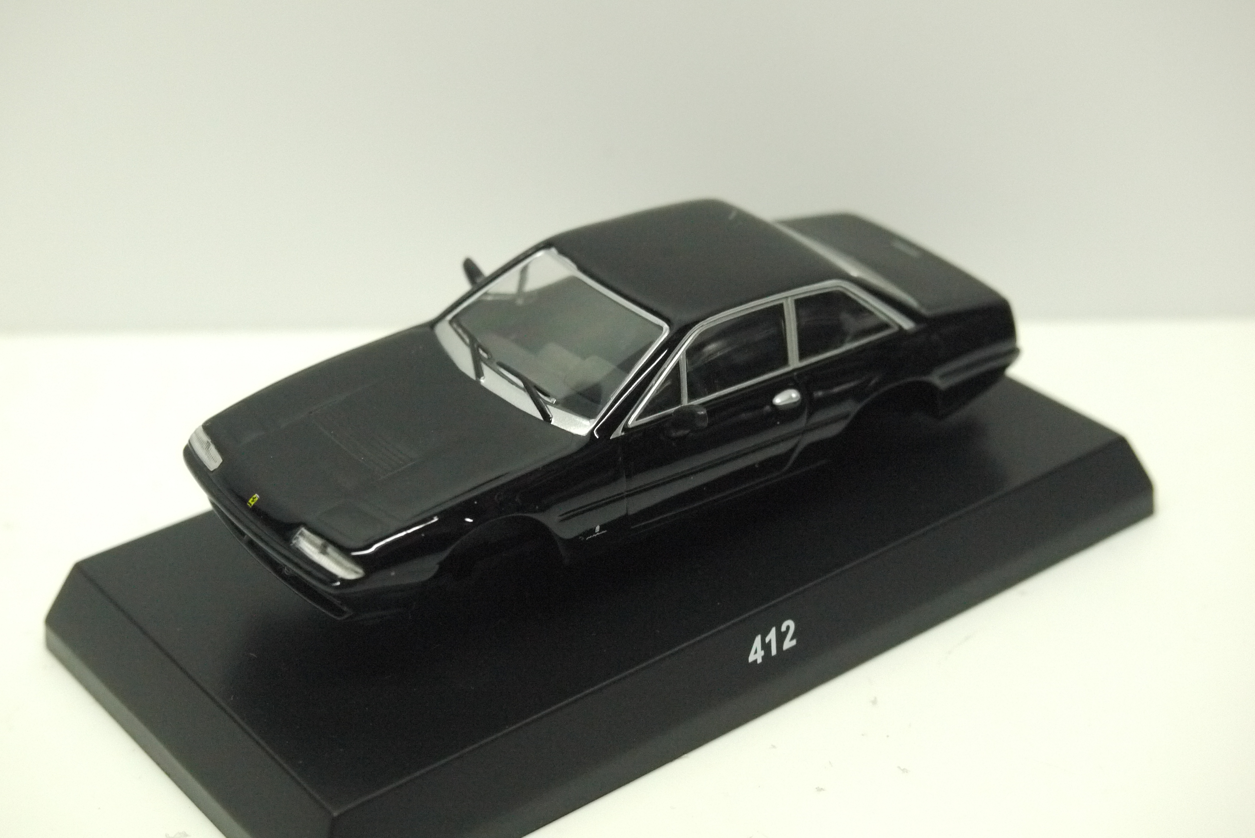 Kyosho Ferrari 412 Black