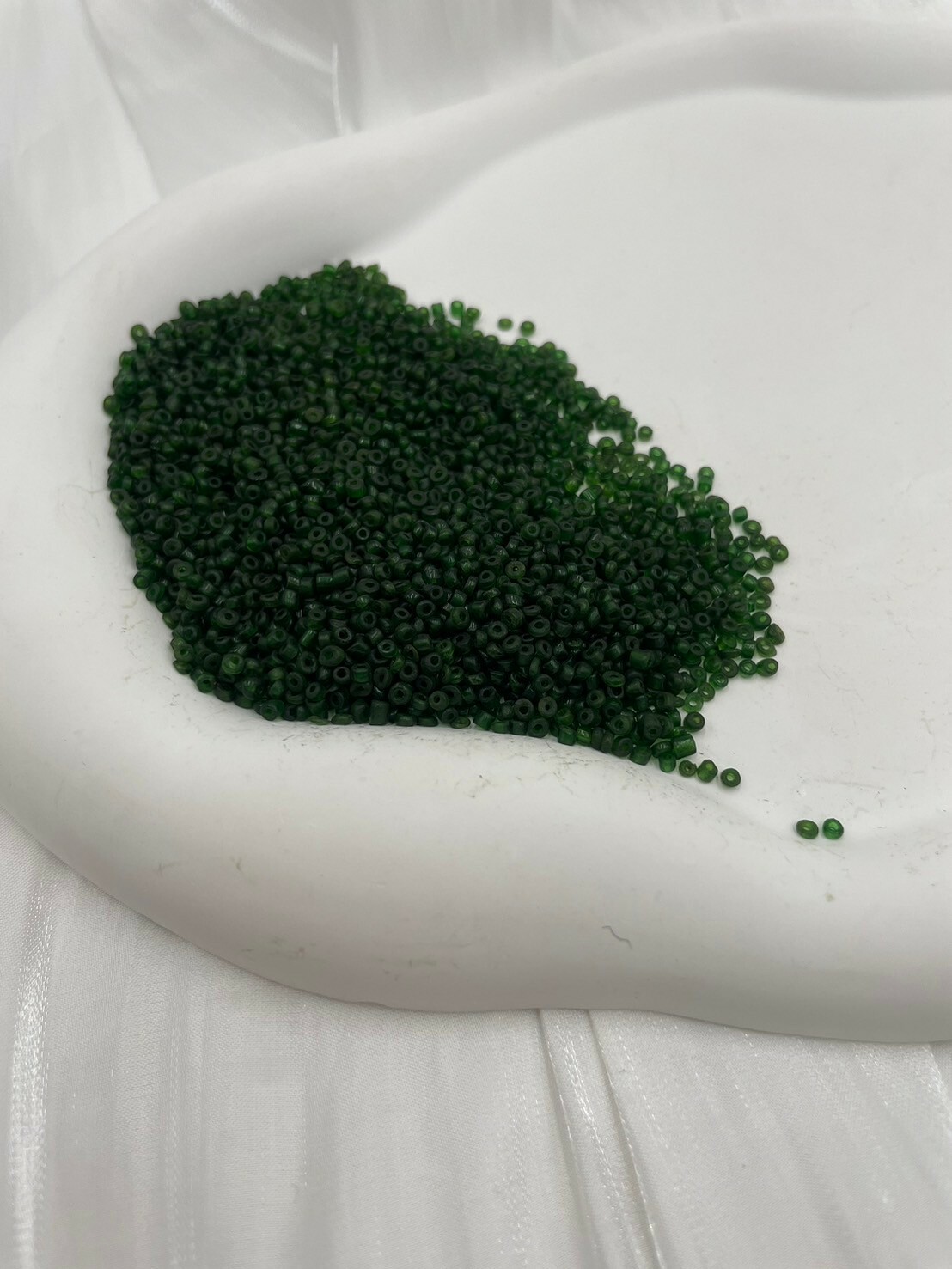 古-No.1綠繡珠1.5mm