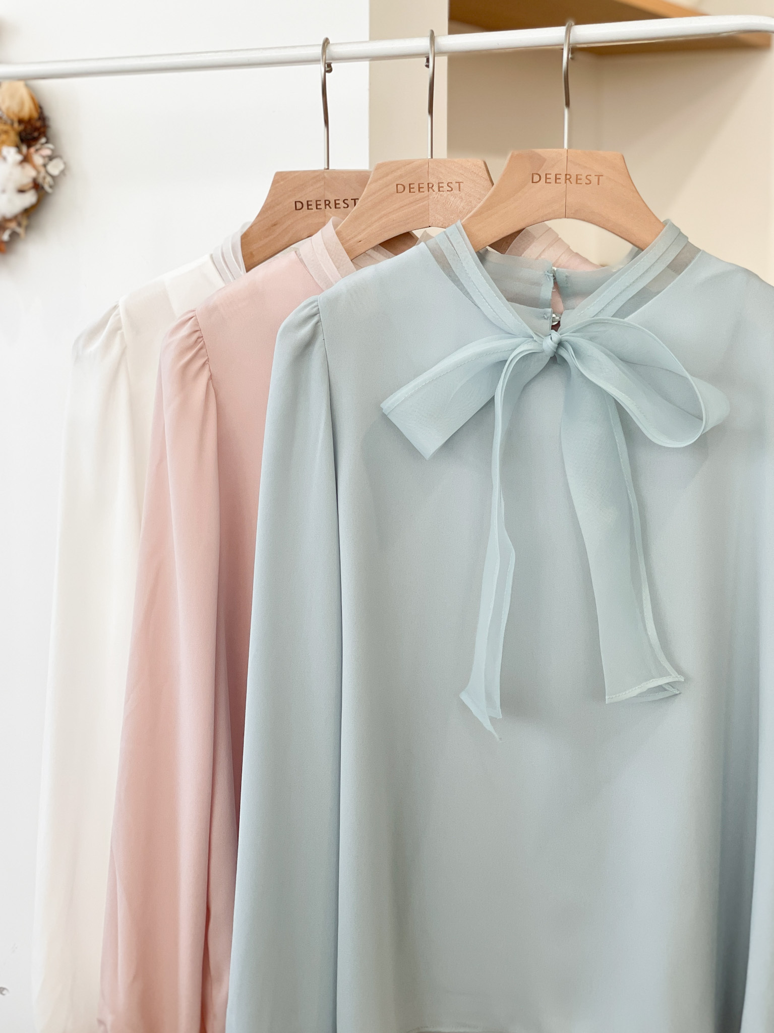 T934 Organza Ribbon Blouse