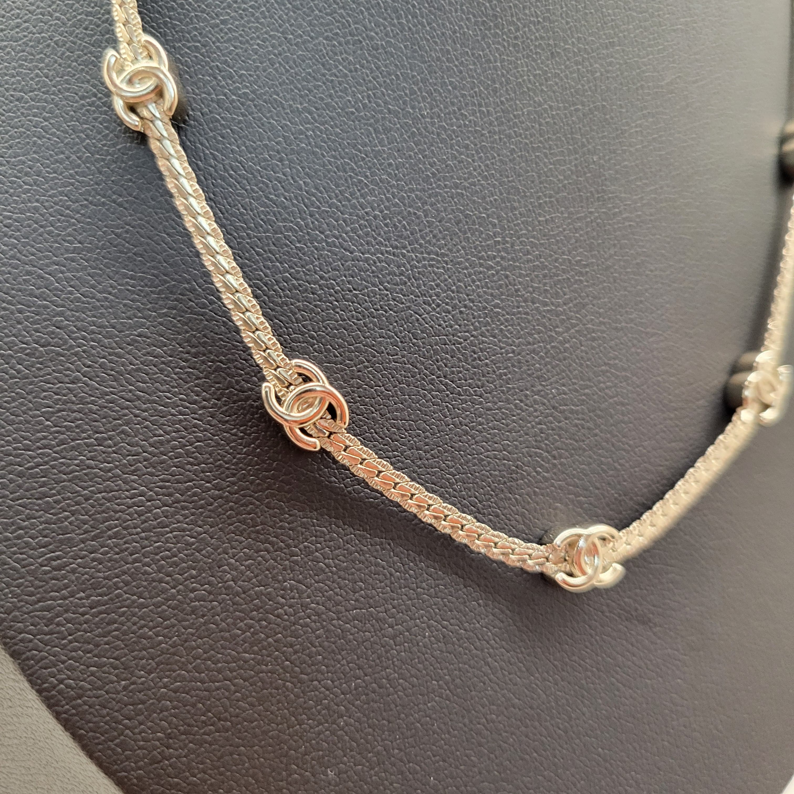 CHANEL ABE255 CHOKER GOLD 5 logo 29.5+14.5CM 淡金色 5花 頸鍊 短項鍊