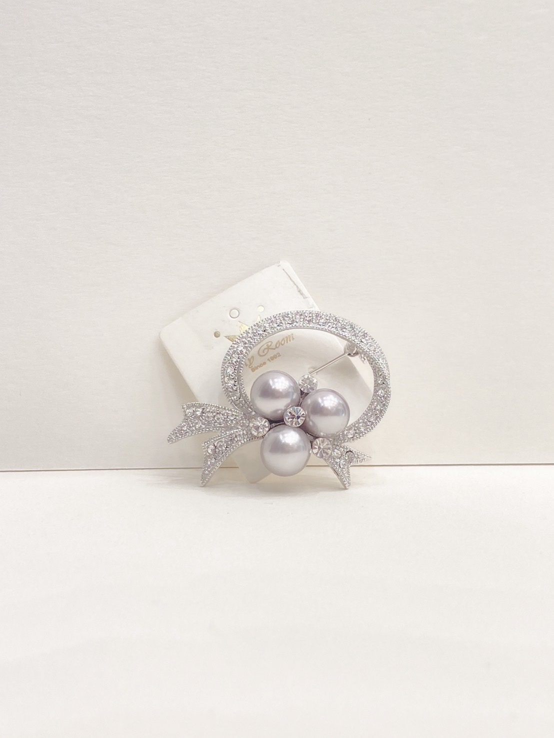 珍珠鑽造形胸針