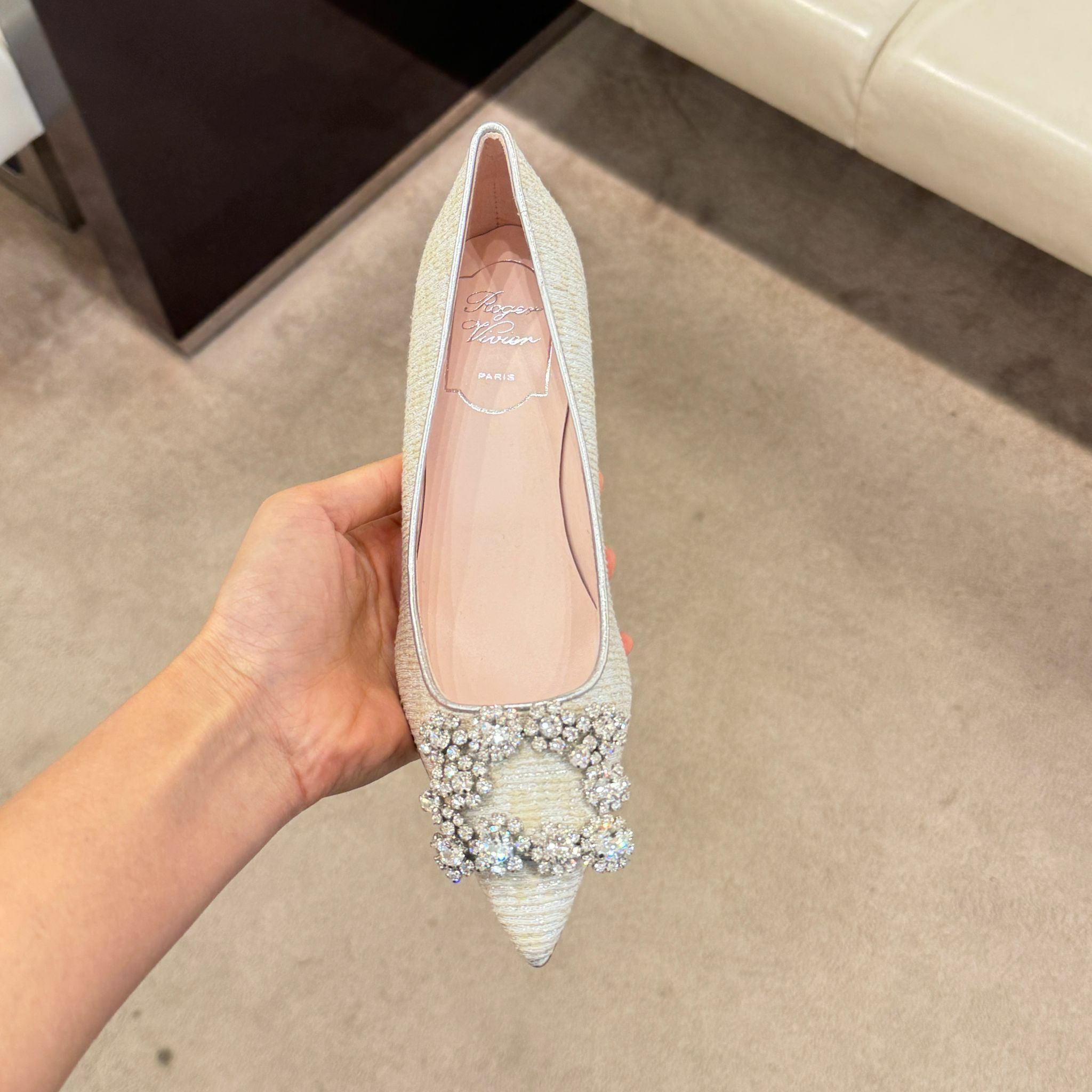 Roger Vivier RV flower strass heels 65mm cream