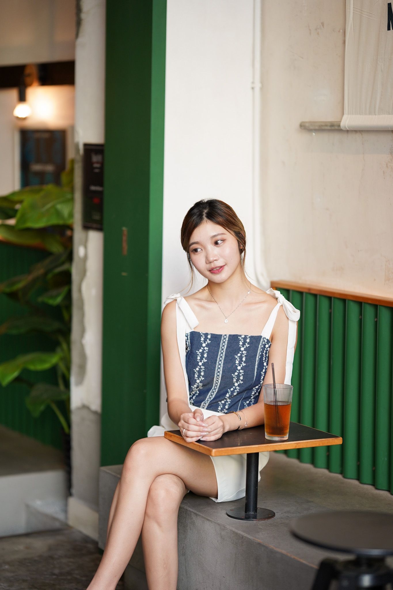 【 Morodeer 】 T1112 Embroidery Ribbon Tank Top