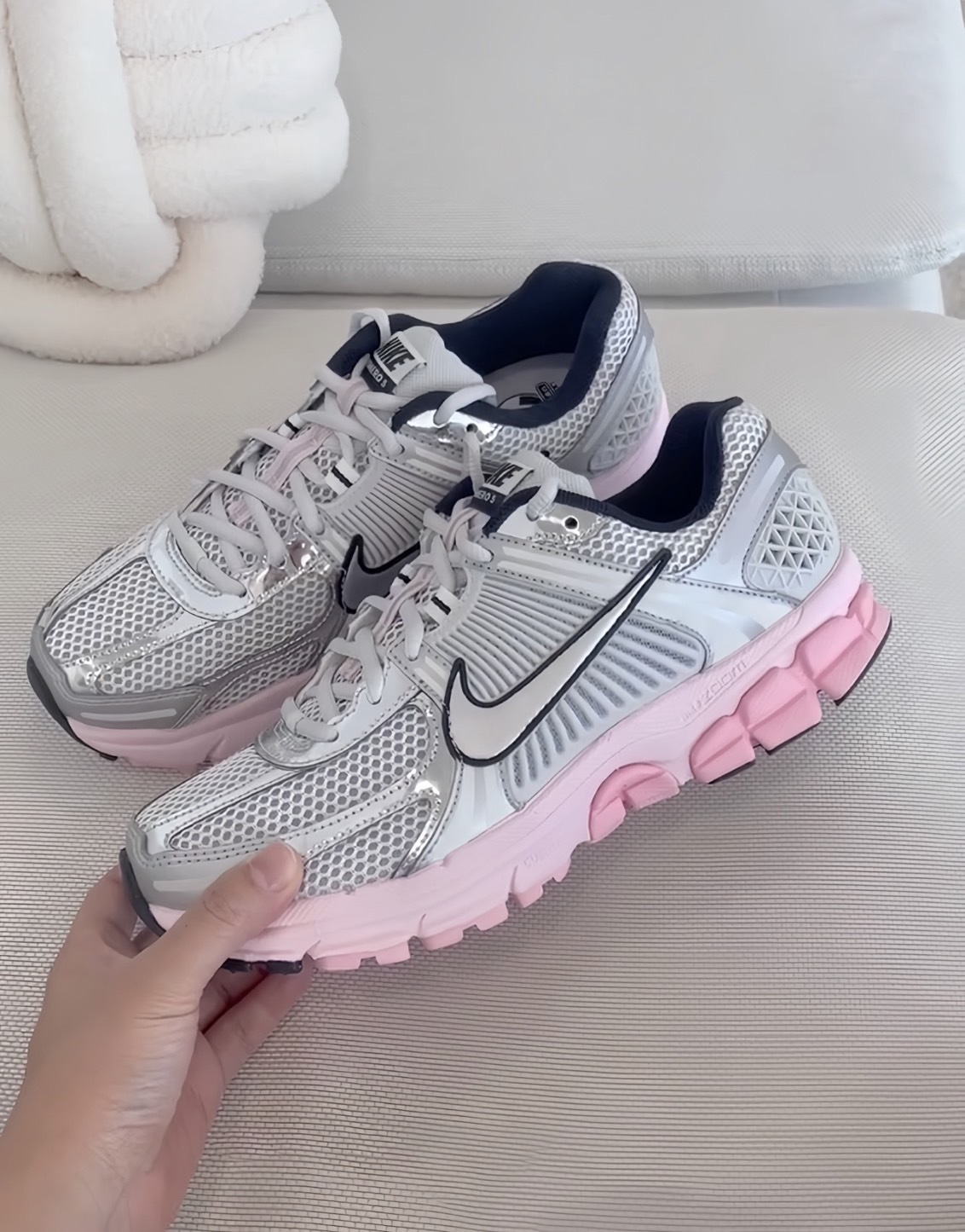 預購 NIKE ZOOM VOMERO 5 復古 老爹 銀粉色