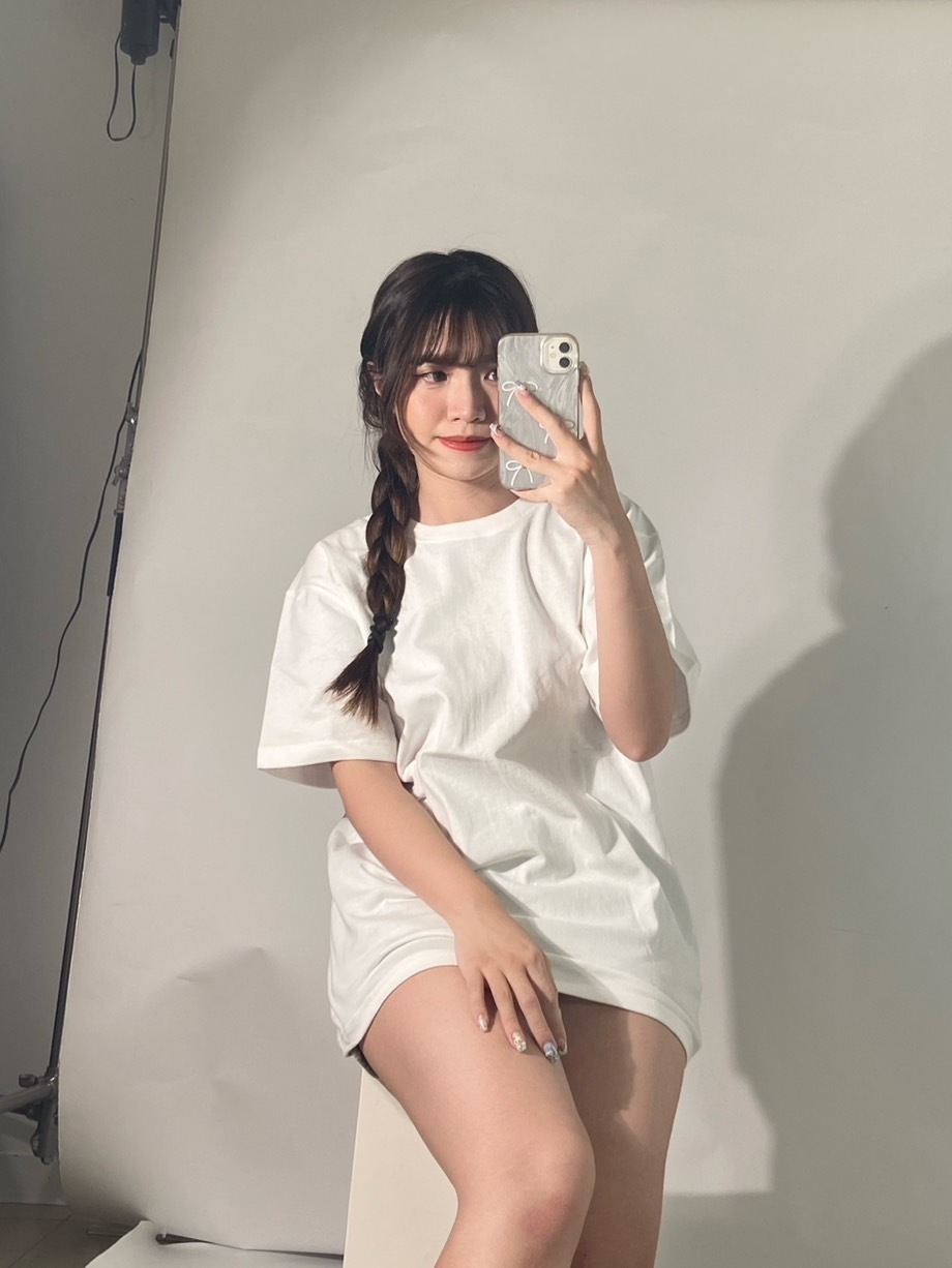 (重磅素T) UNITED ATHLE  7.1oz 頂級重磅素T｜UA 短T 短袖 領口不鬆 耐洗 耐穿  4252-01