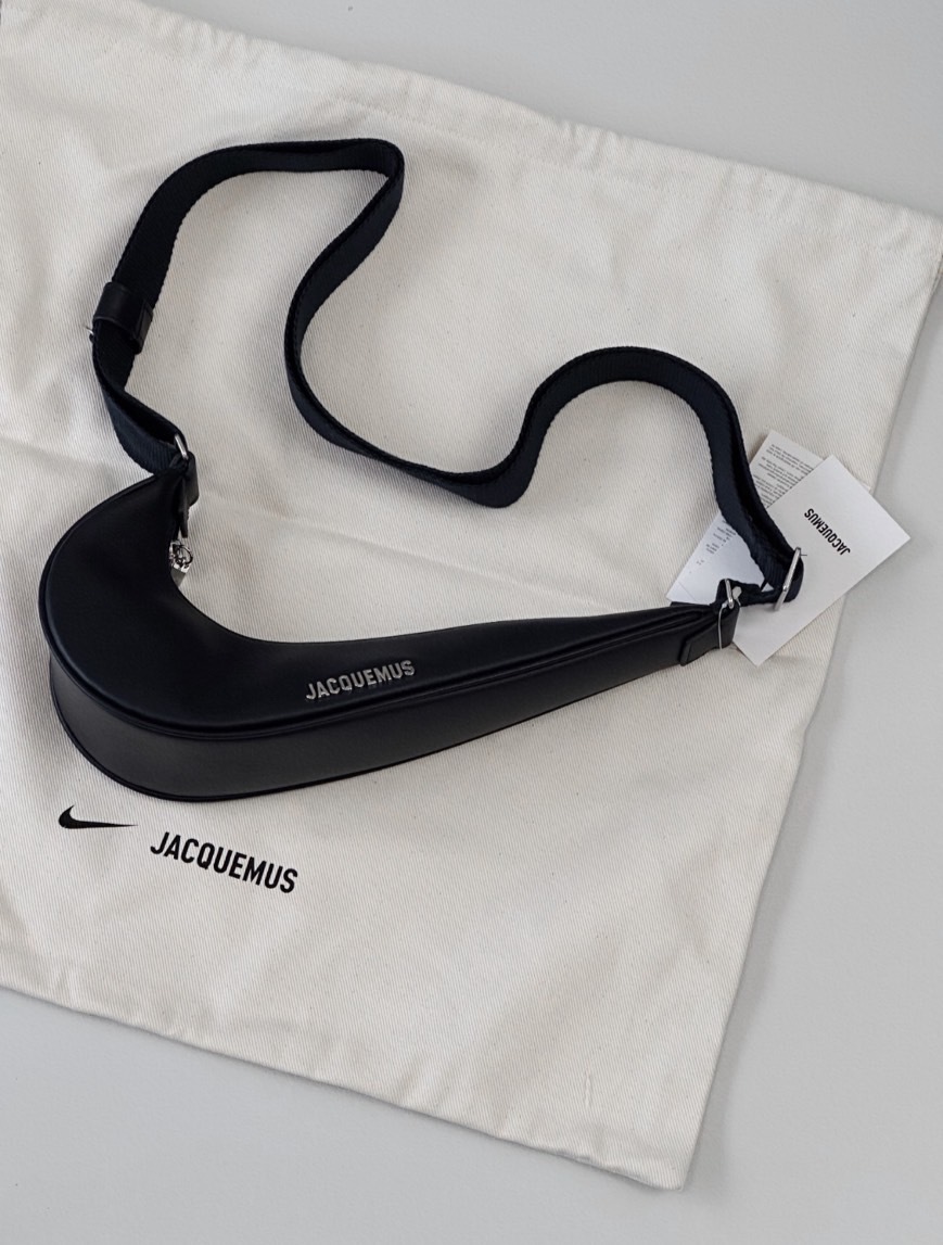Jacquemus x Nike Bolsa Le Swoosh Midnight Navy 聯名 午夜藍 皮革 包包 DQ0324410