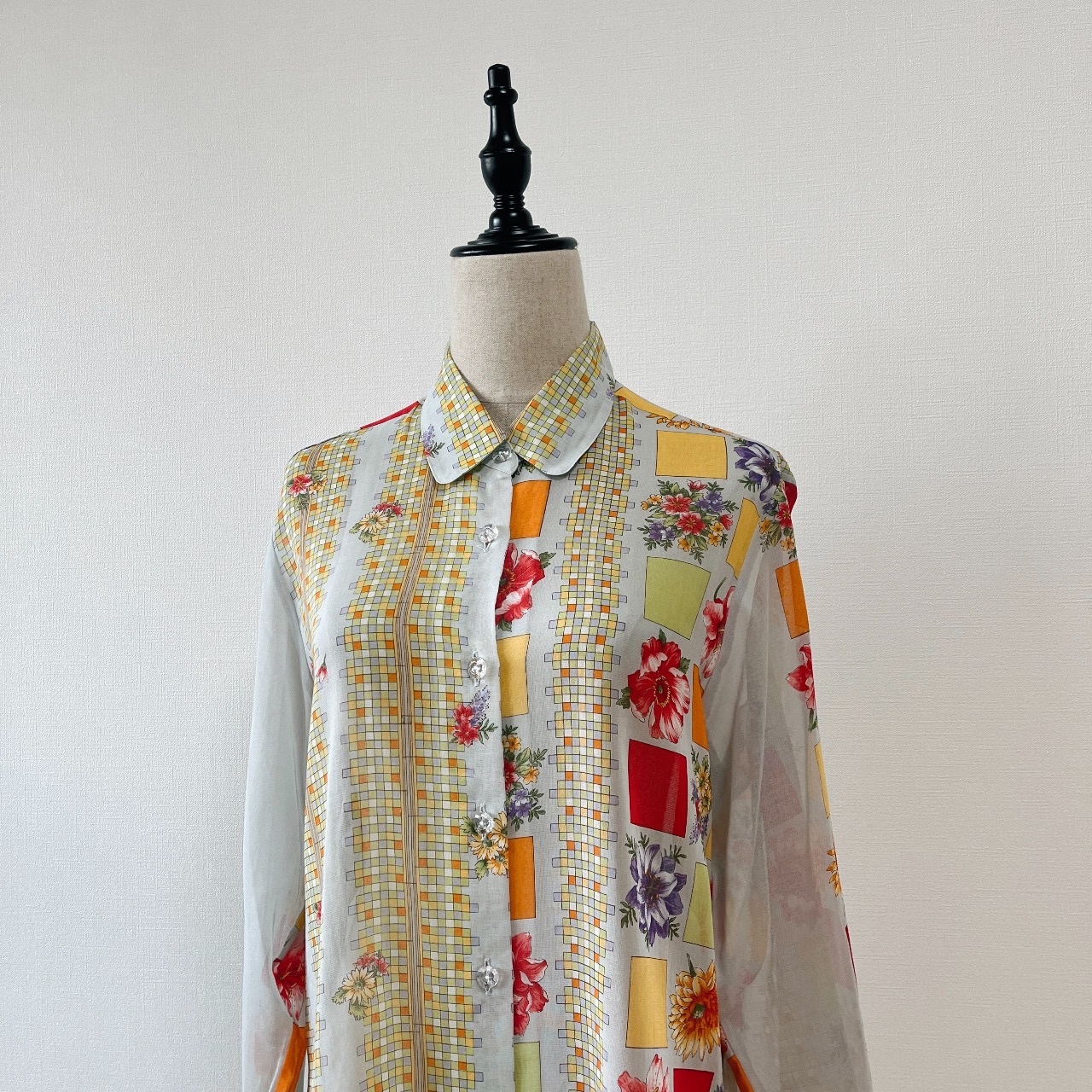 時光機與花束古着上衣