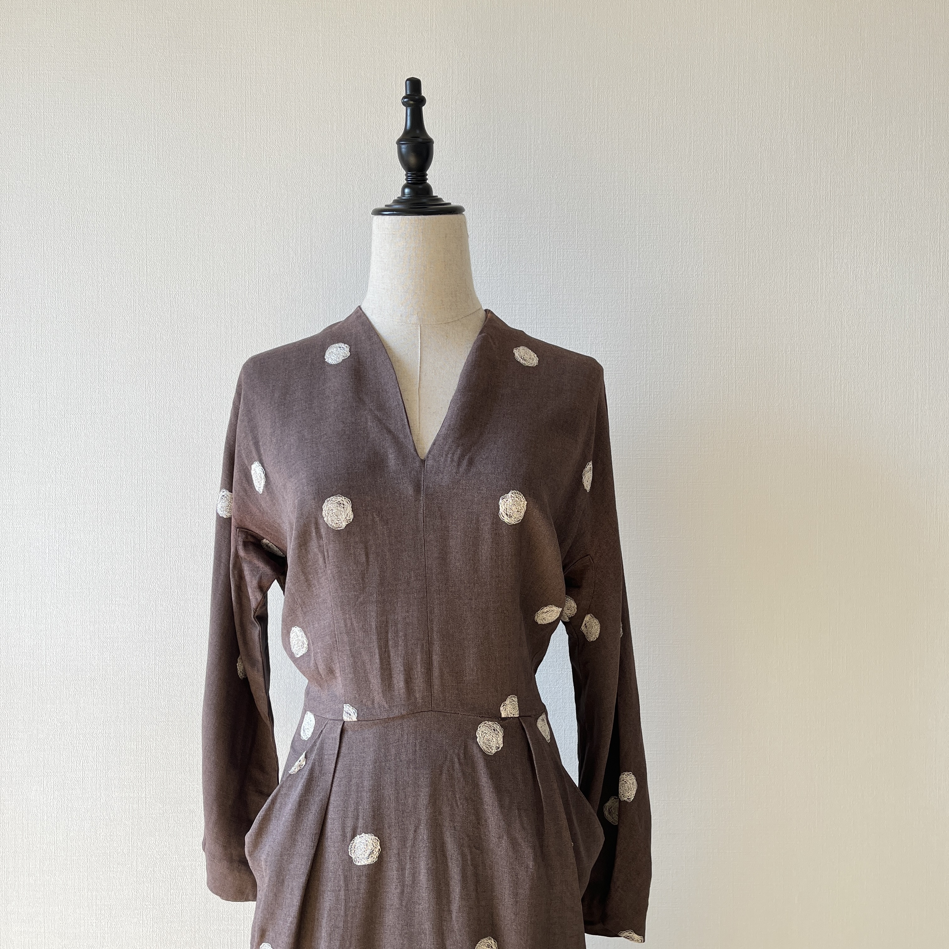 L’Aiglon 50s啡色波點刺繡連身裙