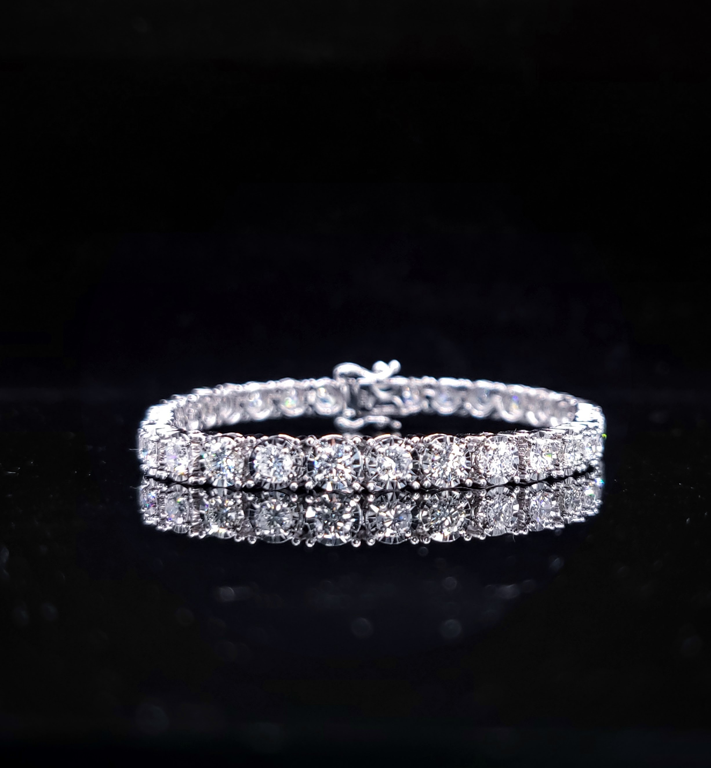 全新18K白金3卡85份4爪鑽石手鍊