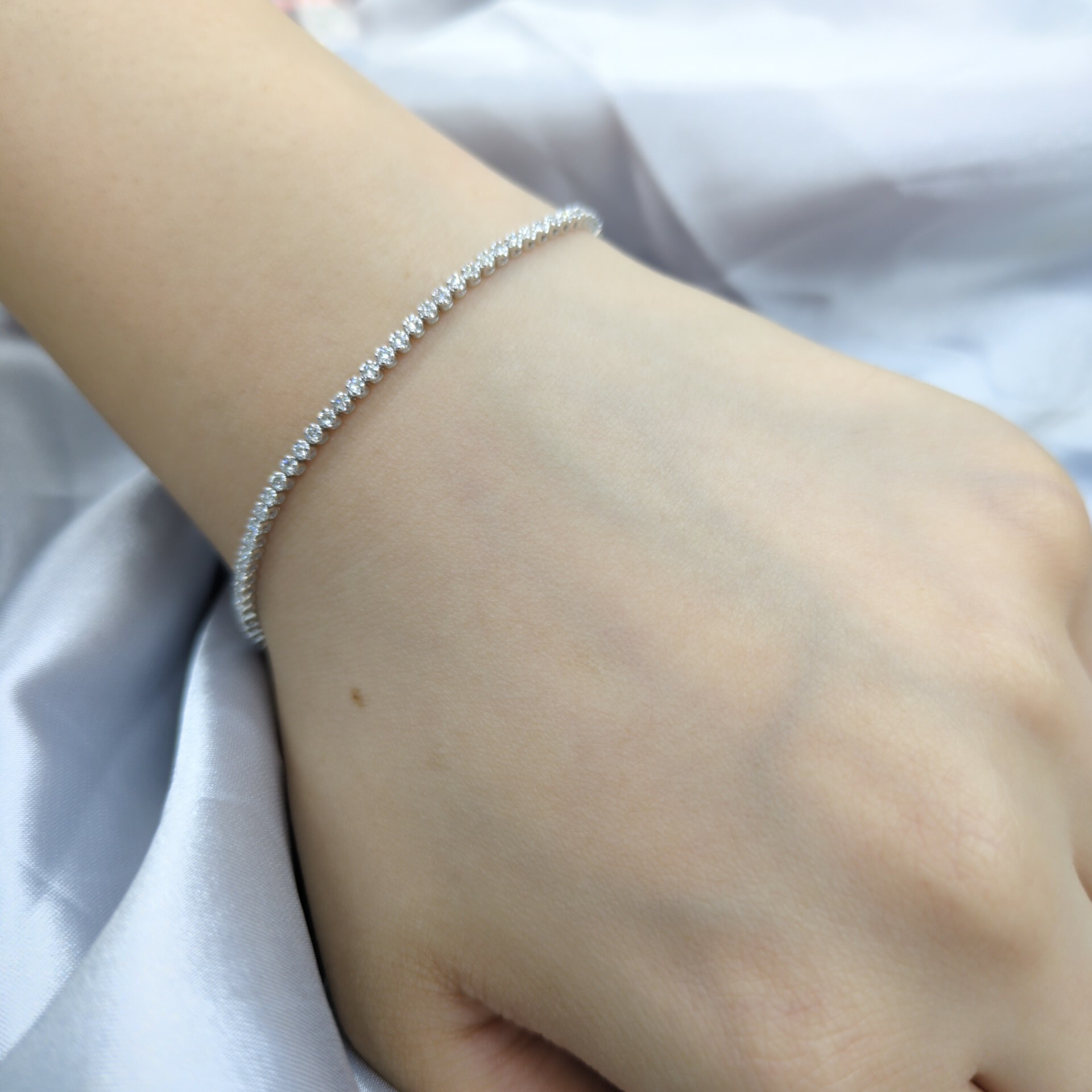 全新18K白金78份鑽石手鍊