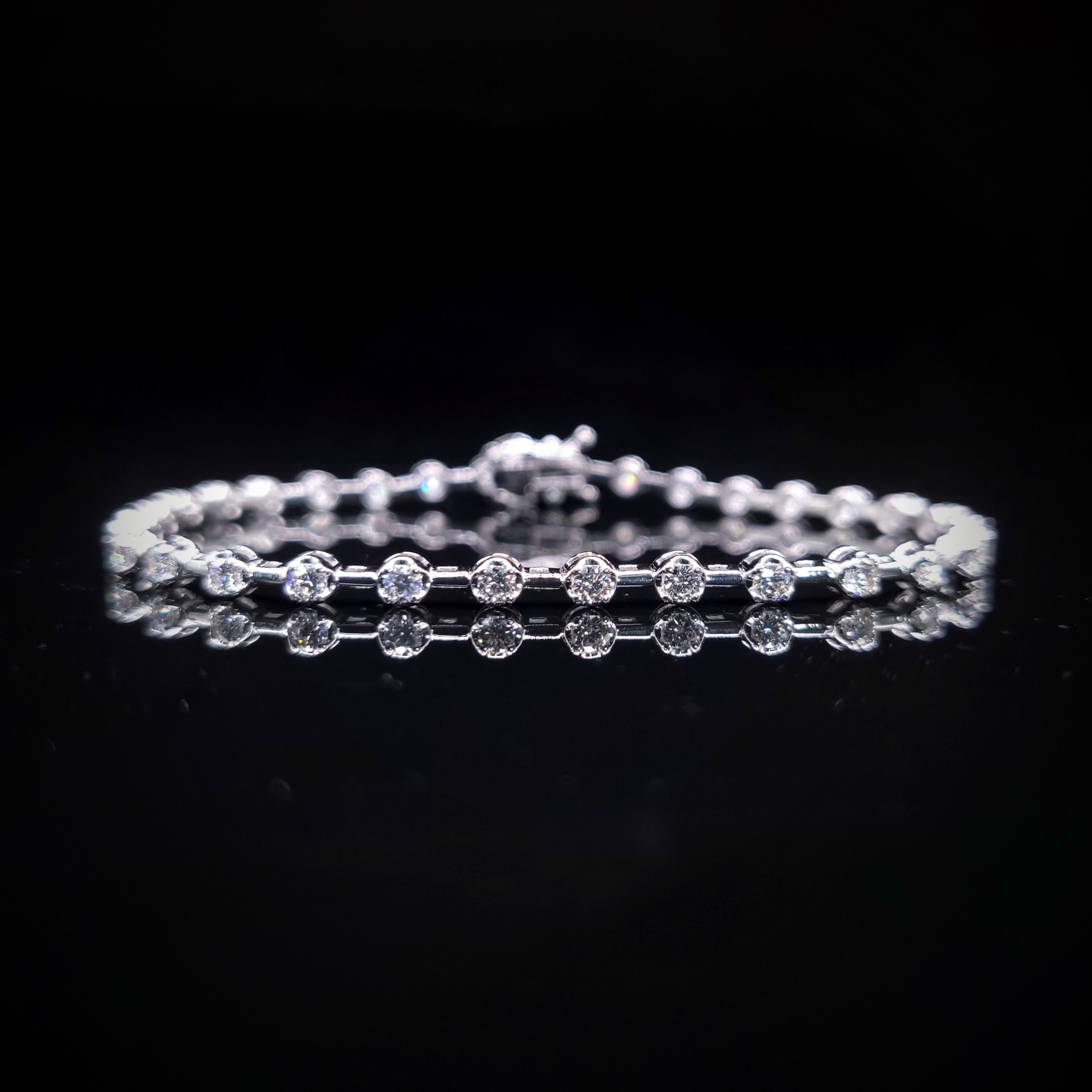 全新18K白金1卡11份鑽石手鍊