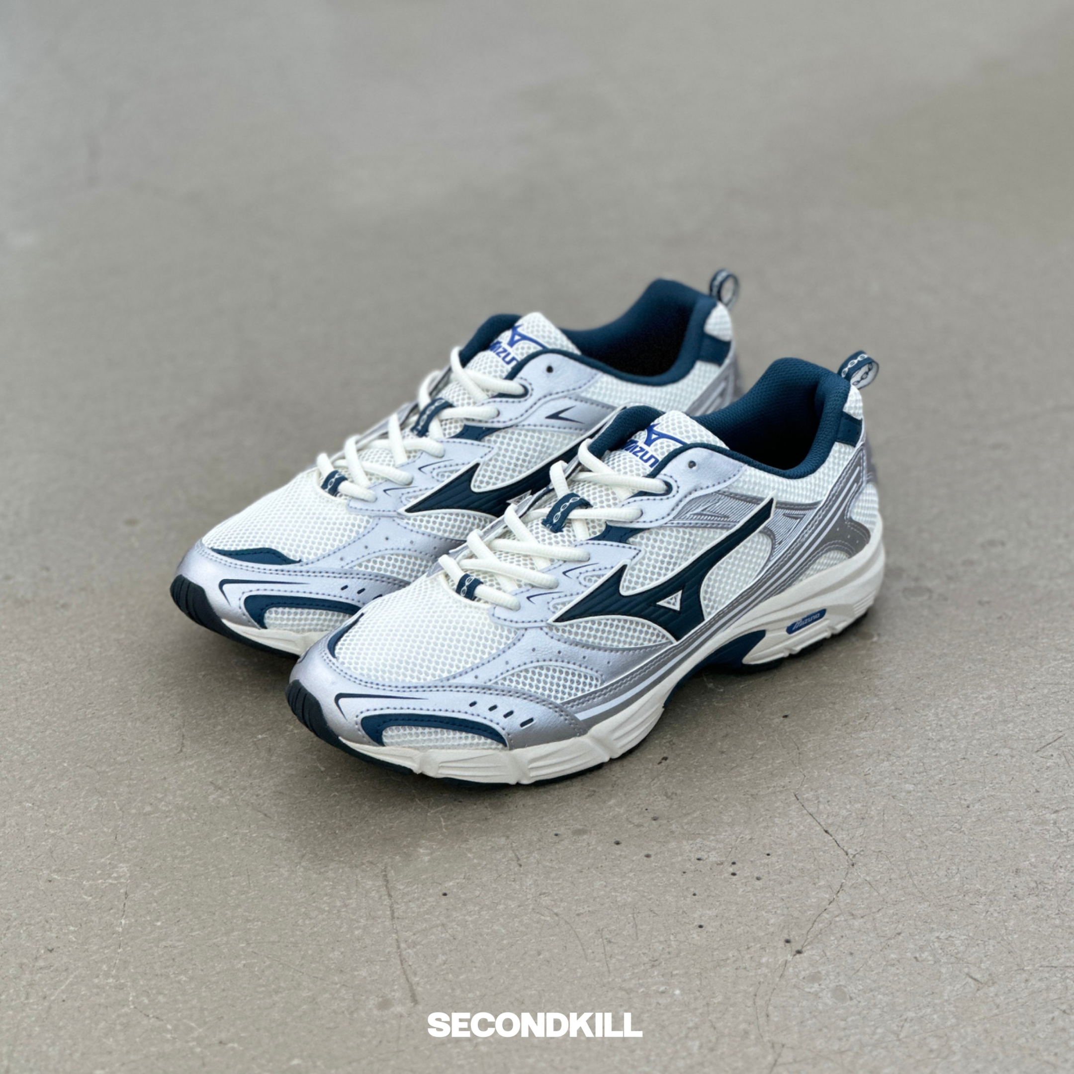 Mizuno MXR OG White Blue l D1GA245102