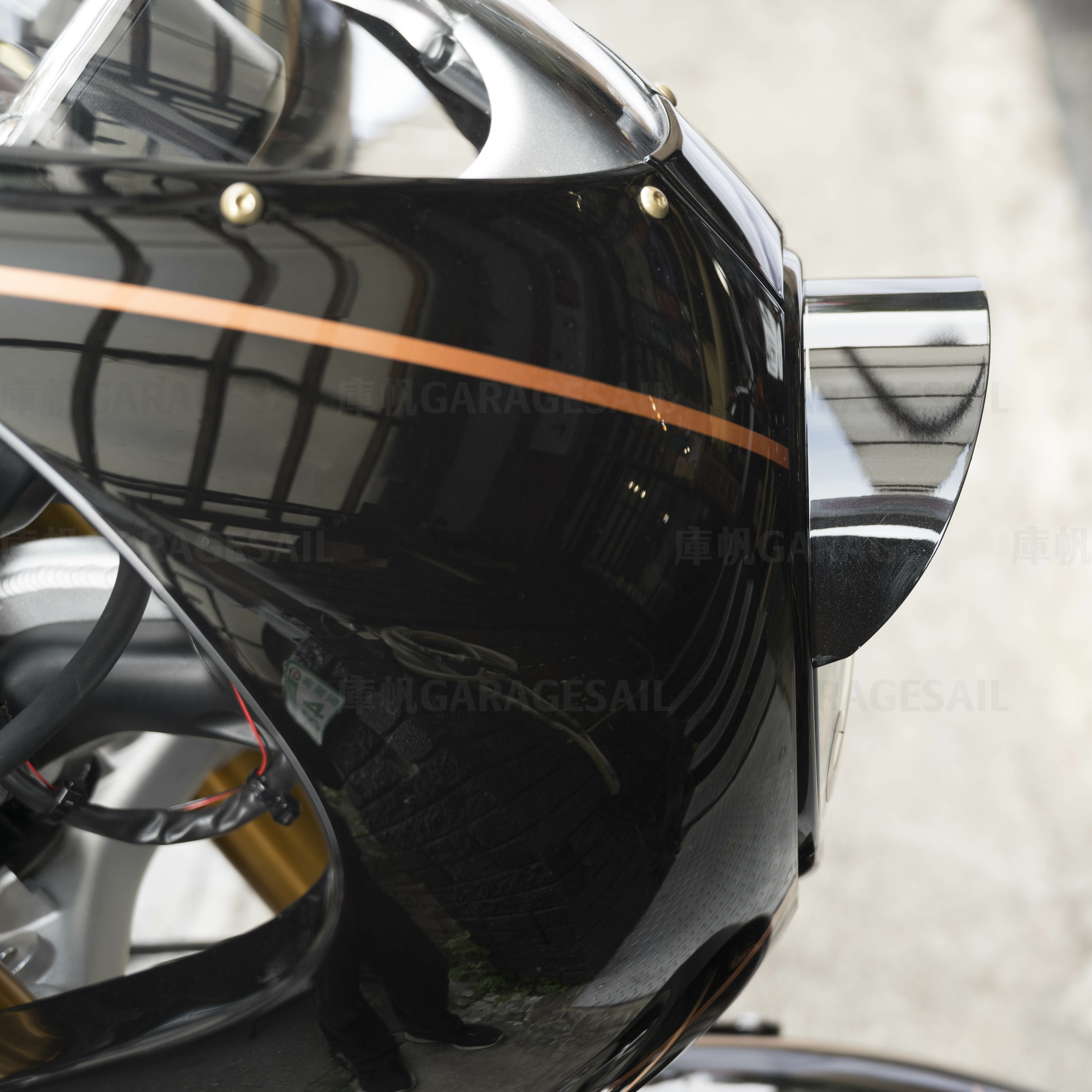 7吋 復古 金屬燈簷 - 亮黑