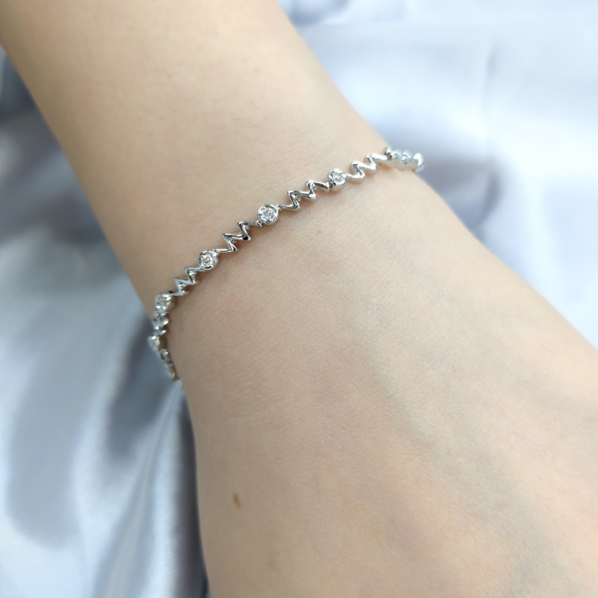 全新18K白金20份鑽石手鍊