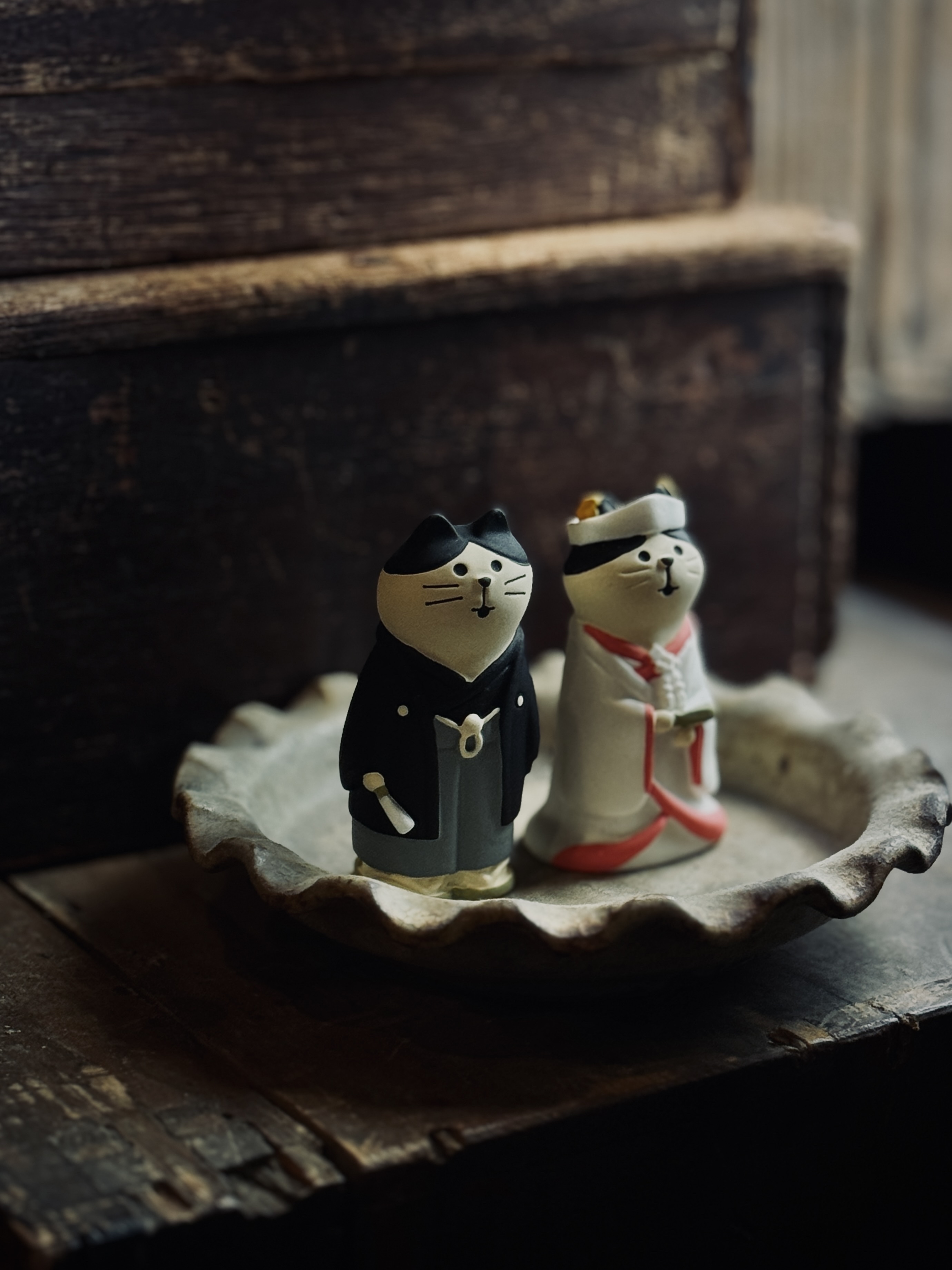 Decole 幸福婚禮貓 和裝