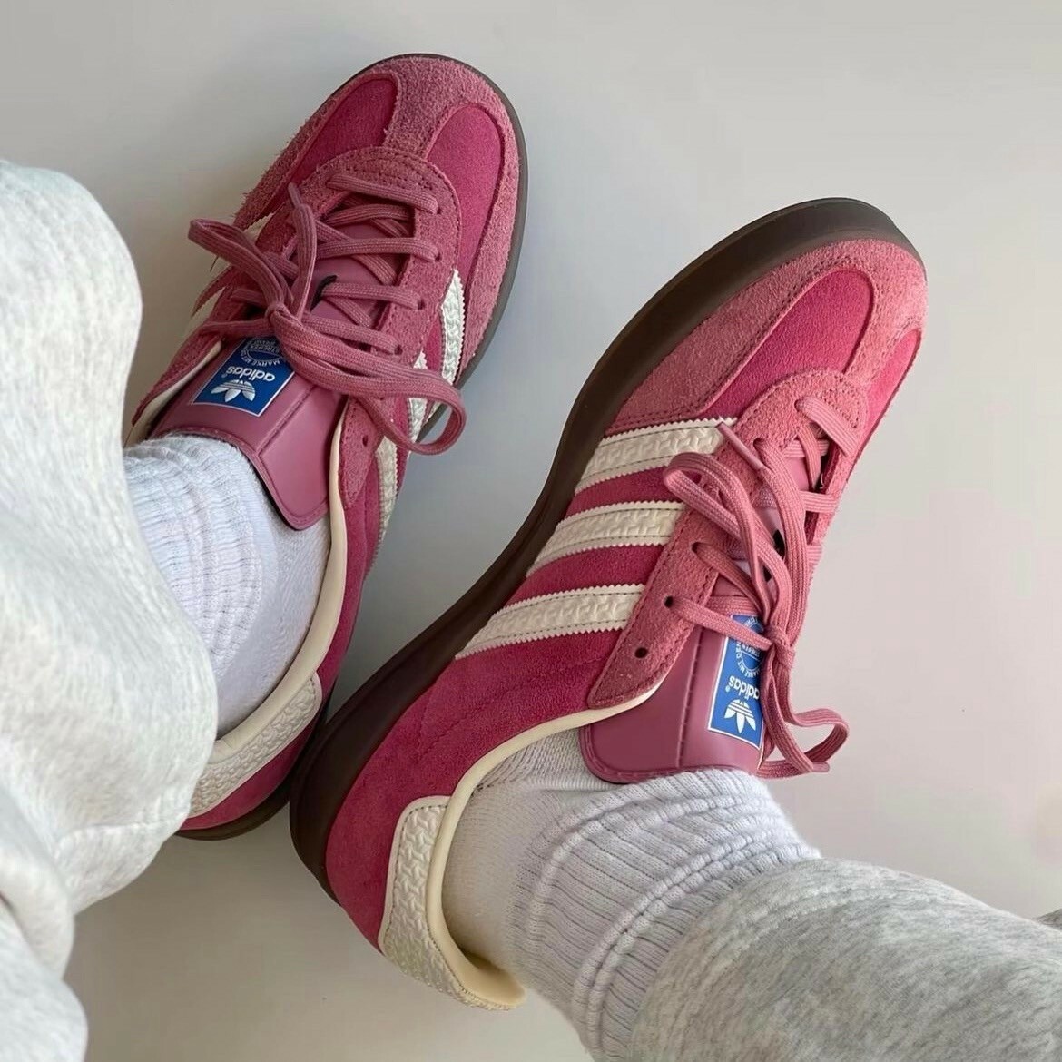 Adidas Gazelle Indoor Pink Cloud White 莓果粉 草莓熊 焦糖底 浮雕 粉白 復古德訓鞋