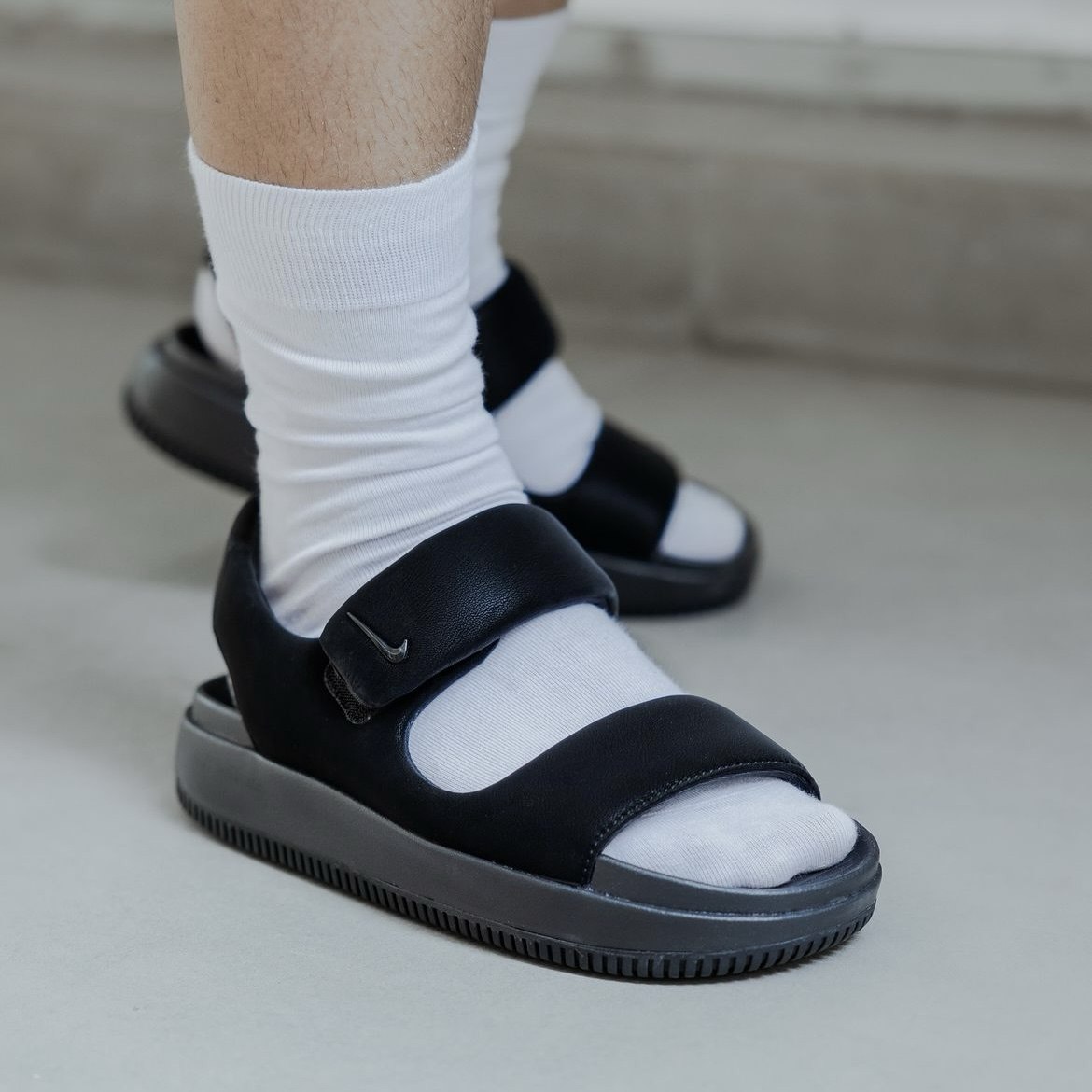 Nike Calm Sandal Black 全黑 厚底 麵包 涼鞋 泡棉 魔鬼氈 拖鞋