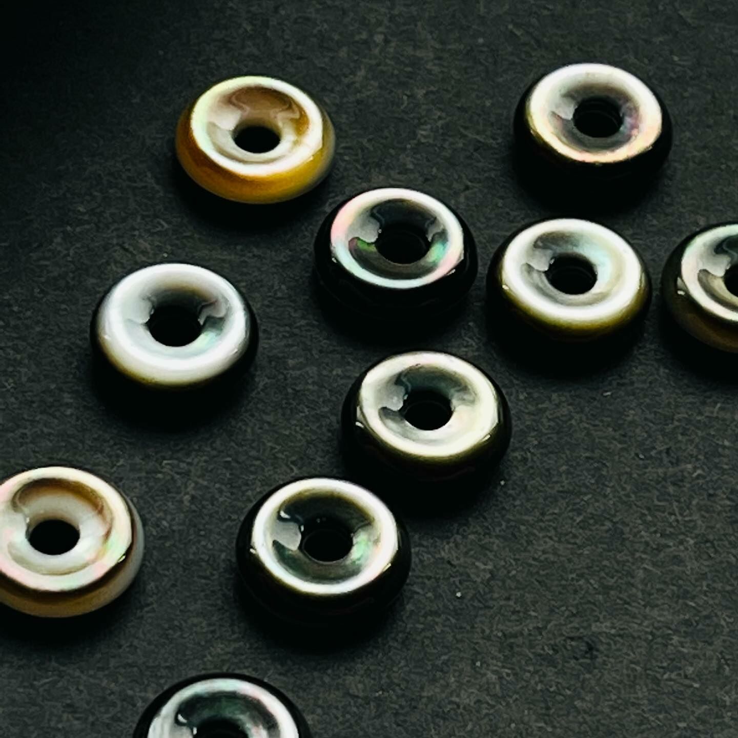 [原石] 黑母貝 平安扣