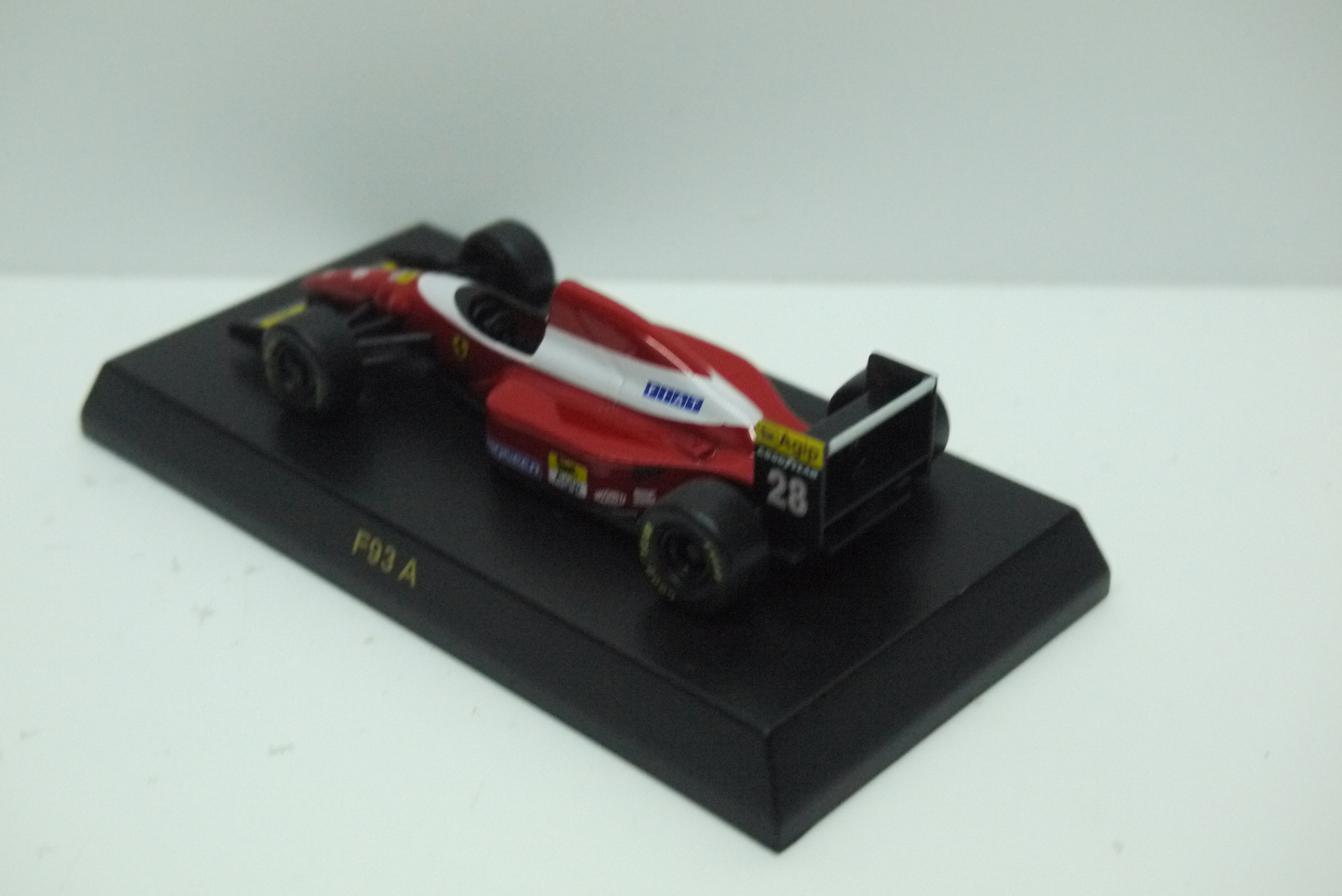 Kyosho Ferrari F93 A #28