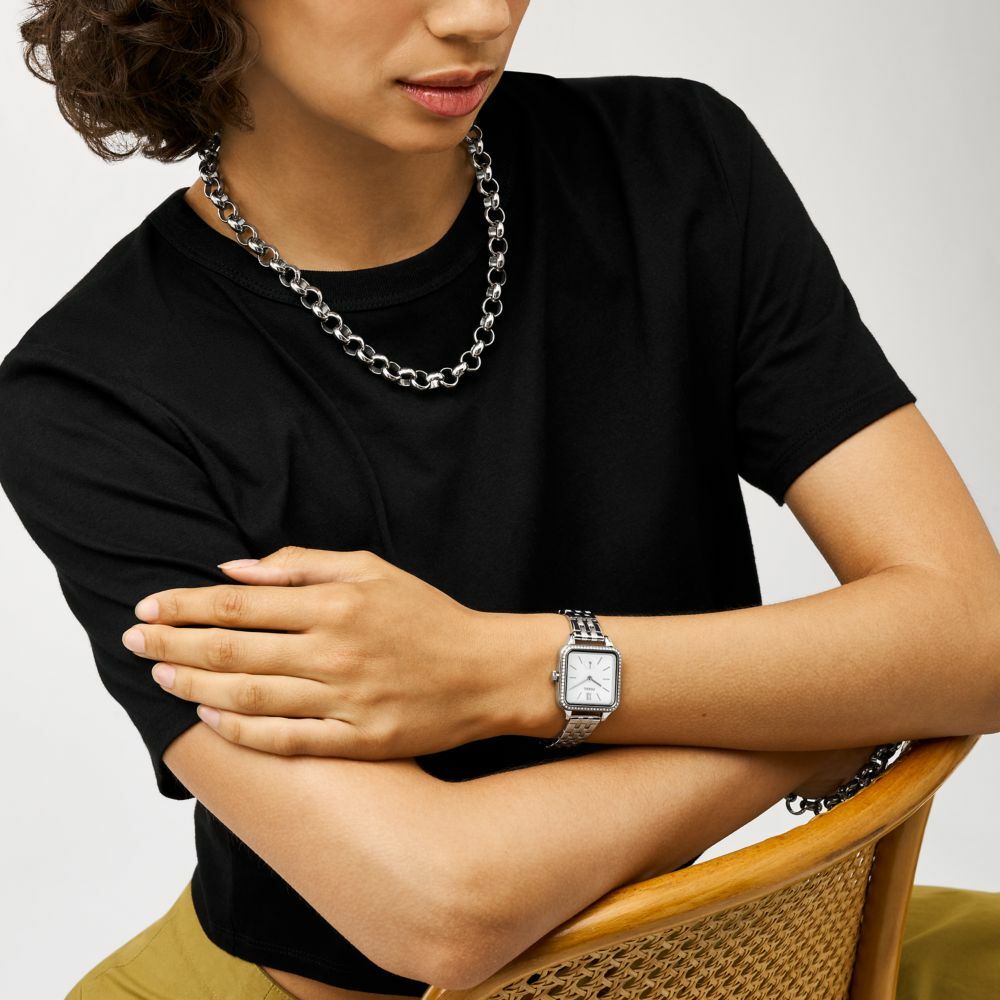 Colleen 燦銀名媛簡約女錶 銀色不鏽鋼鍊帶手錶 28MM BQ3981