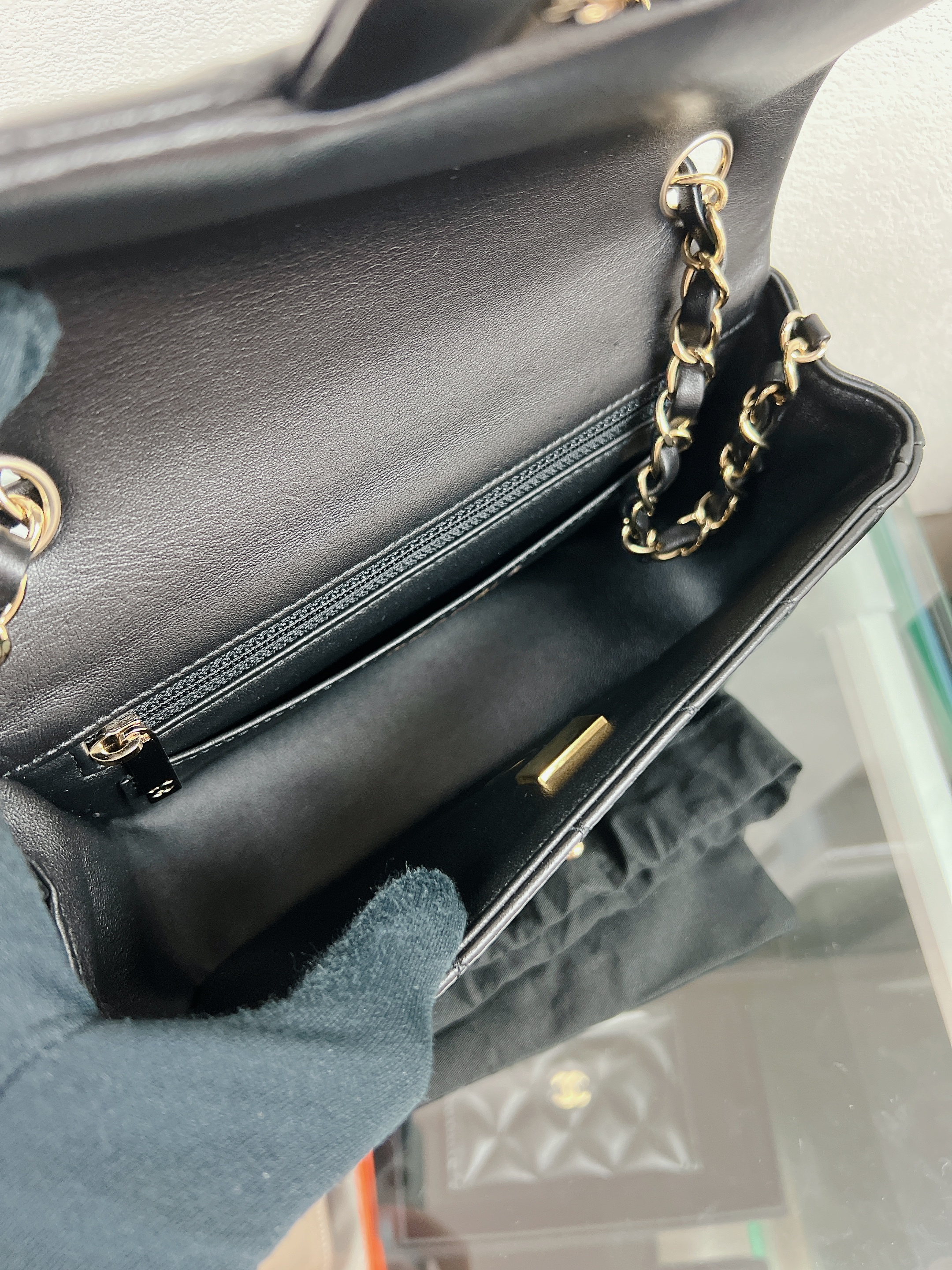 *Unused* Chanel mini cf classic flap 20cm (black lambskin/ GHW)