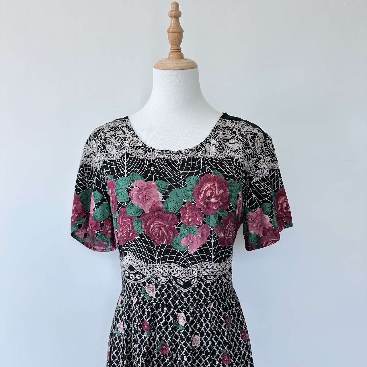 黑色鐵絲玫瑰古着連身裙