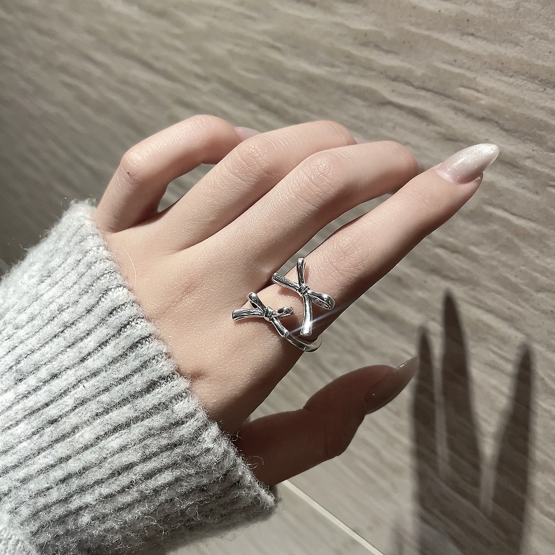 情人千金雙緞帶蝴蝶結 開口立體戒