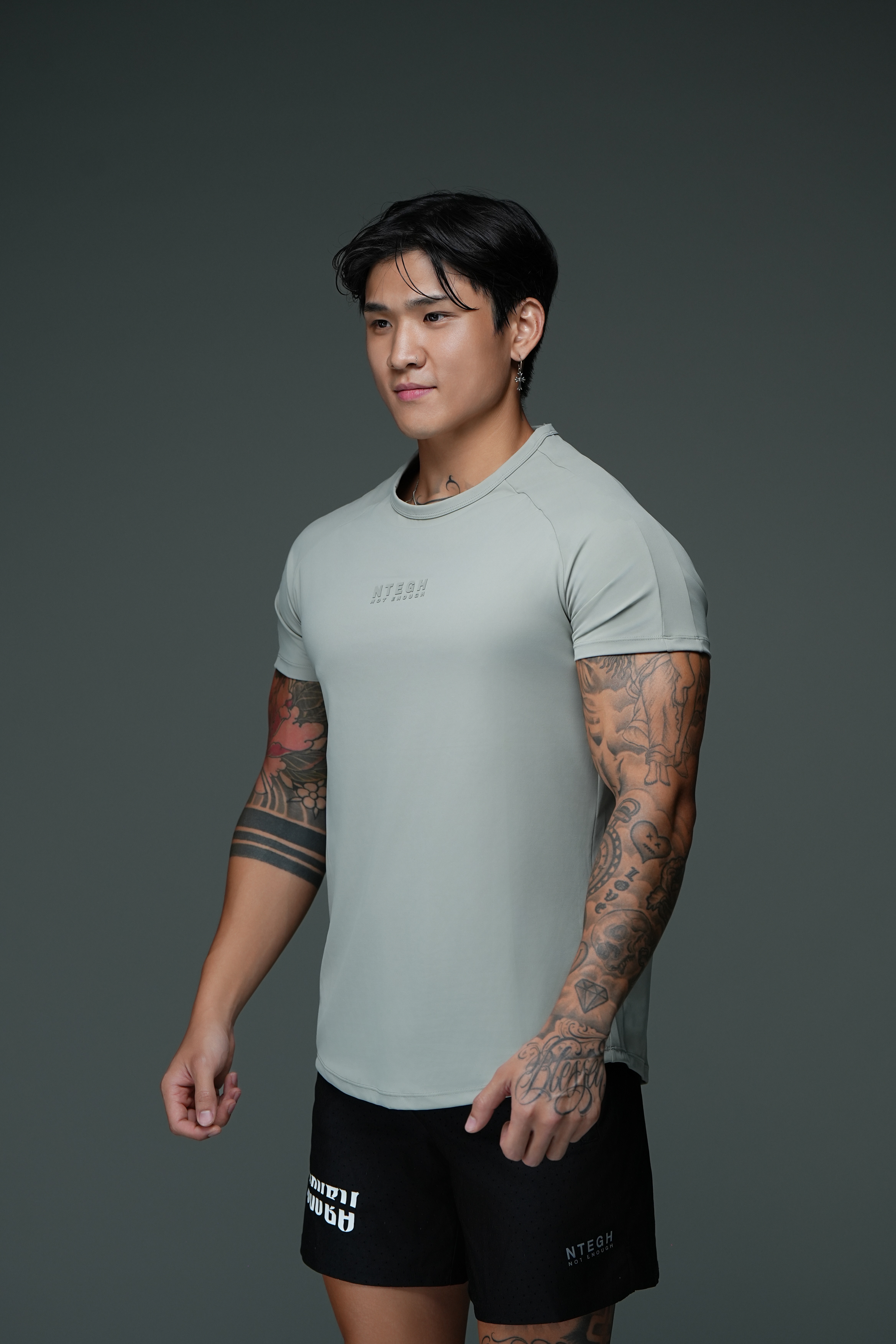 NOT ENOUGH MUSCLE SPORT TEE (Wickham Gray)