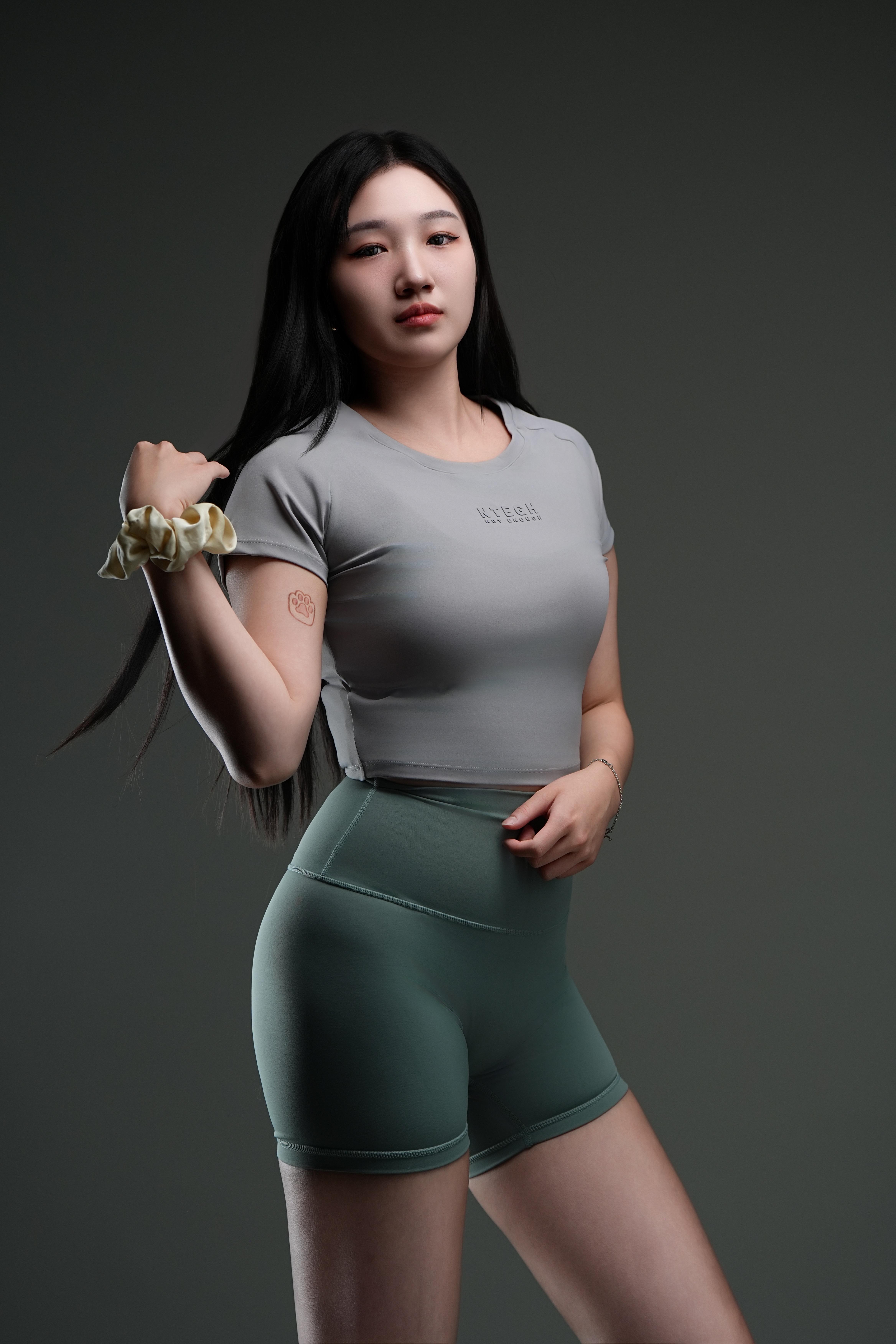 NOT ENOUGH Women Slim Cropped Sport Tee (Wickham Gray)