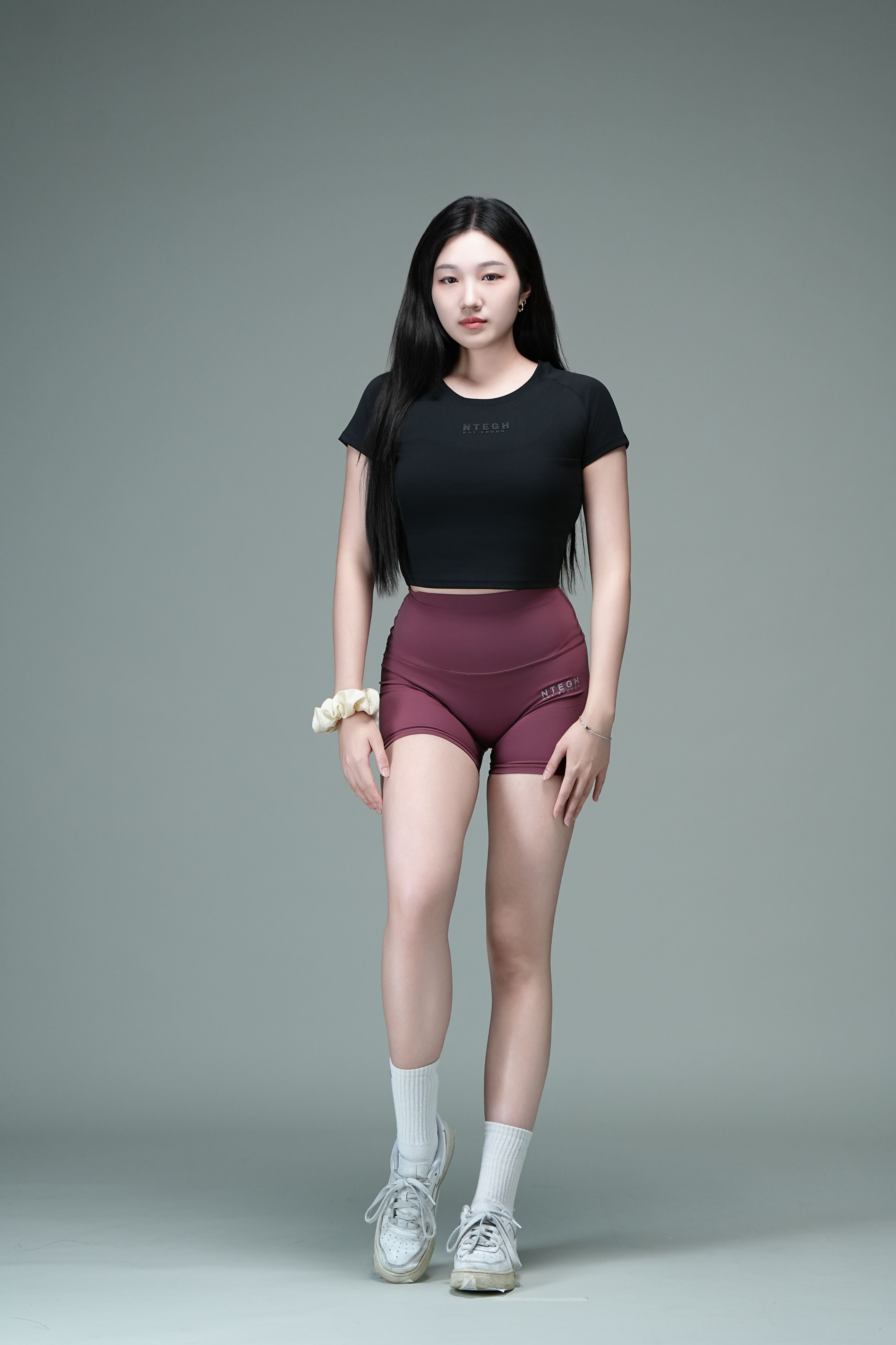 NOT ENOUGH Women Slim Cropped Sport Tee (Black)