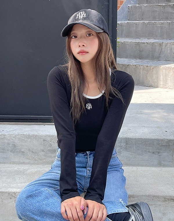 muahmuah - LOGO STITCH ROUND COLORING LONG SLEEVE (BLACK)