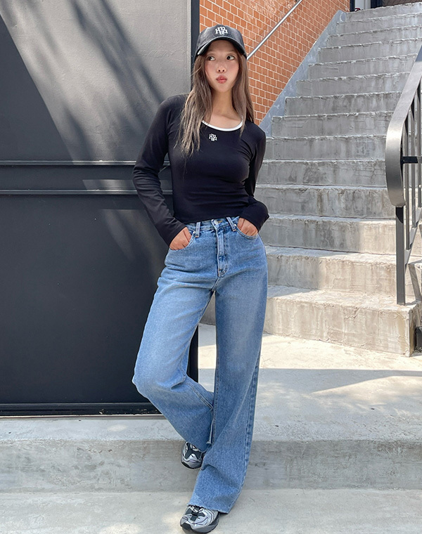 muahmuah - LOGO STITCH ROUND COLORING LONG SLEEVE (BLACK)