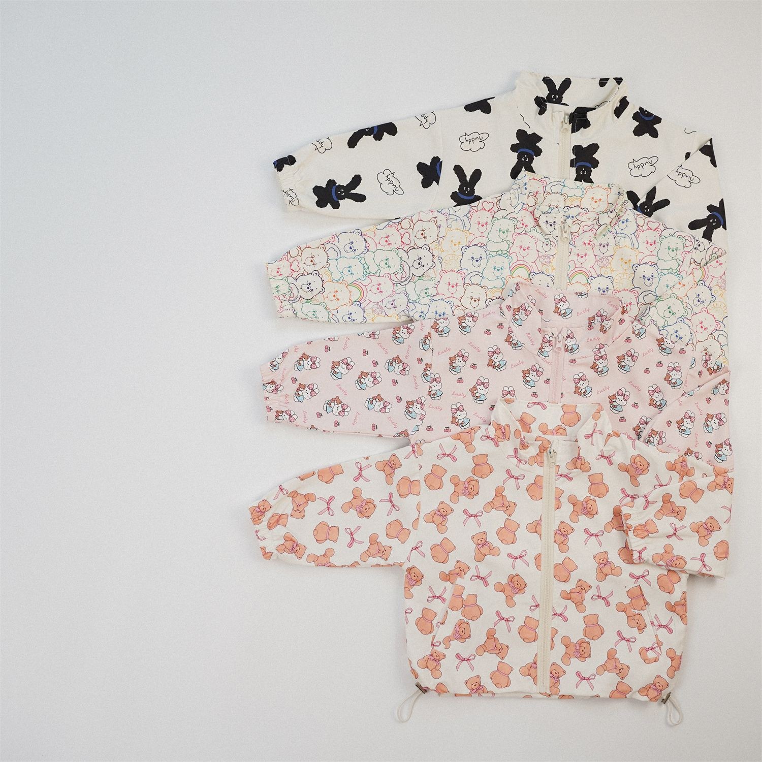 童趣滿版風衣外套